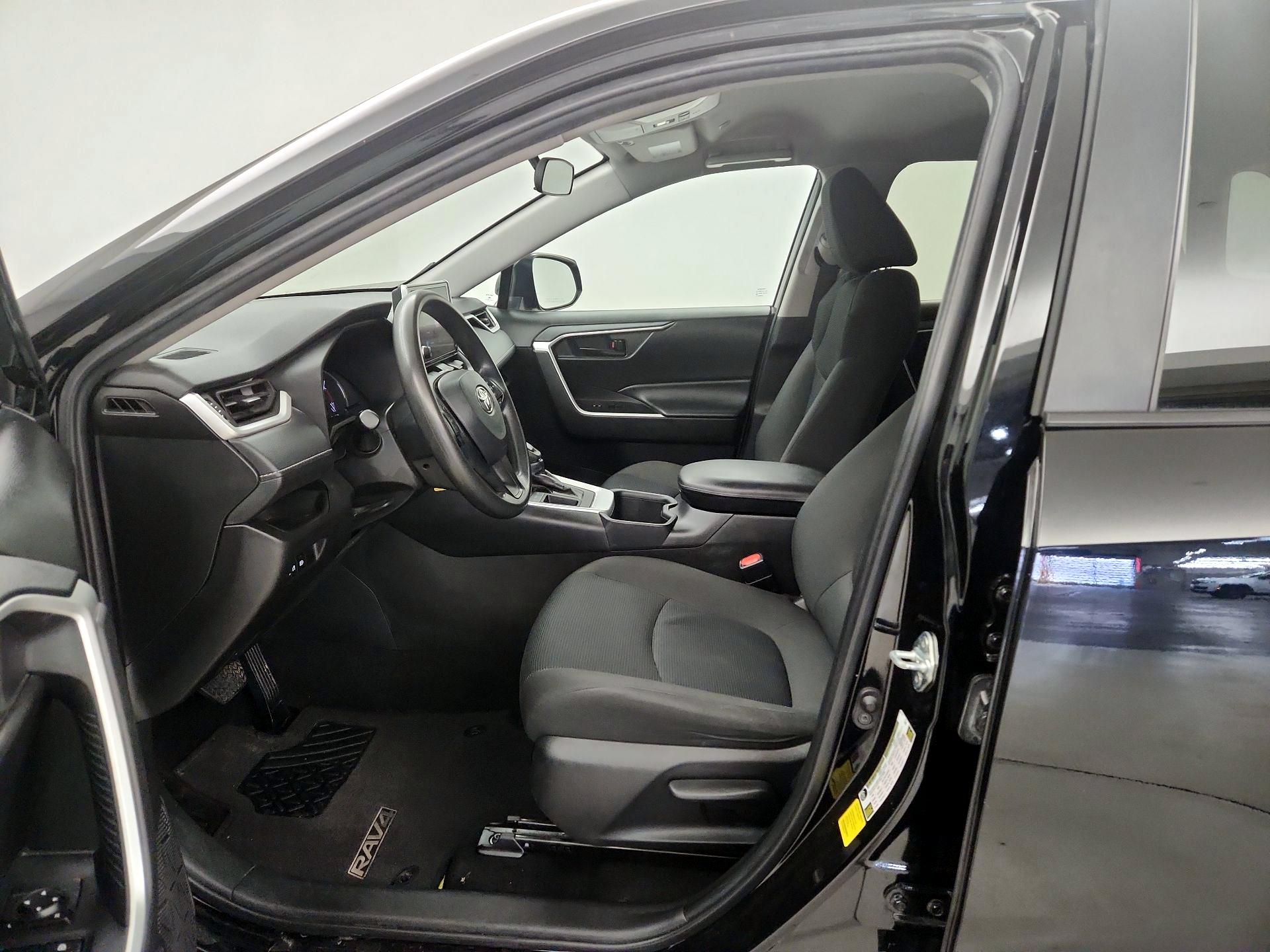 Thumbnail: 2024 Toyota RAV4 - 11