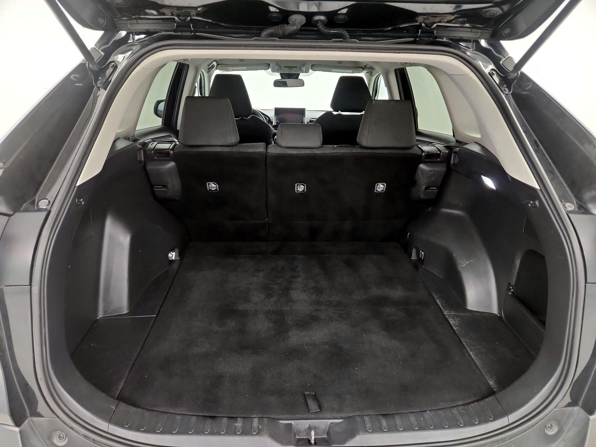 Thumbnail: 2024 Toyota RAV4 - 20