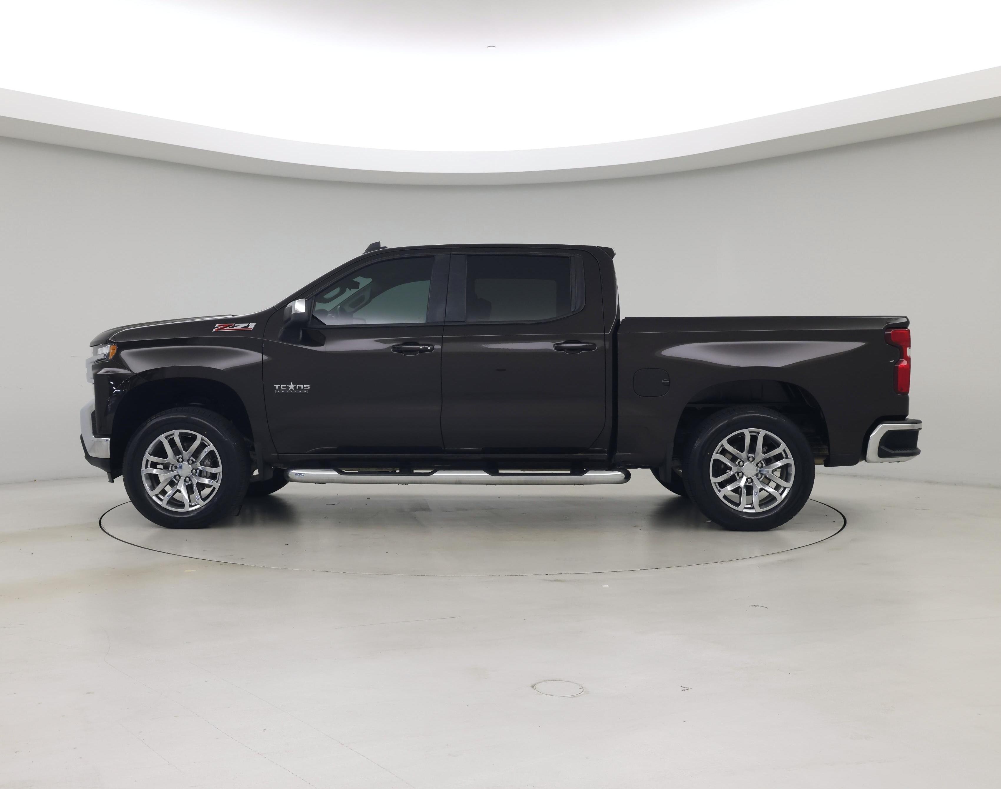 Thumbnail: 2020 Chevrolet Silverado 1500 - 3