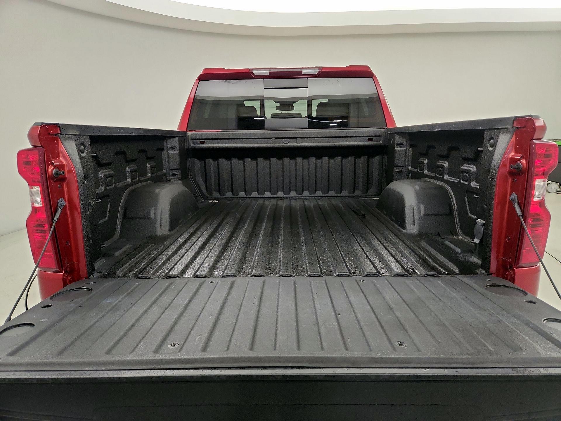 Thumbnail: 2022 Chevrolet Silverado 1500 - 16