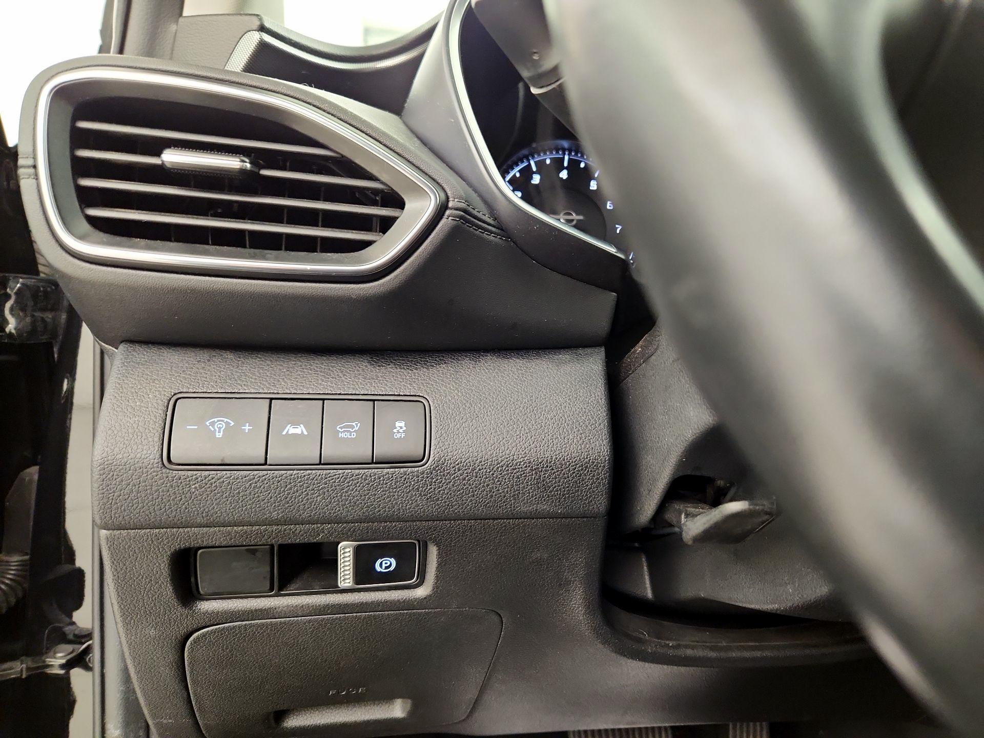 Thumbnail: 2023 Hyundai Santa Fe - 13