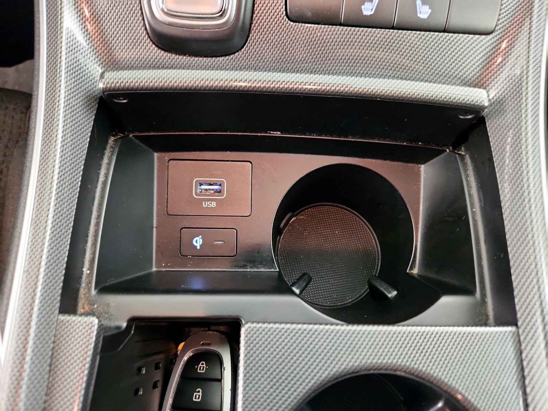 Thumbnail: 2023 Hyundai Santa Fe - 19