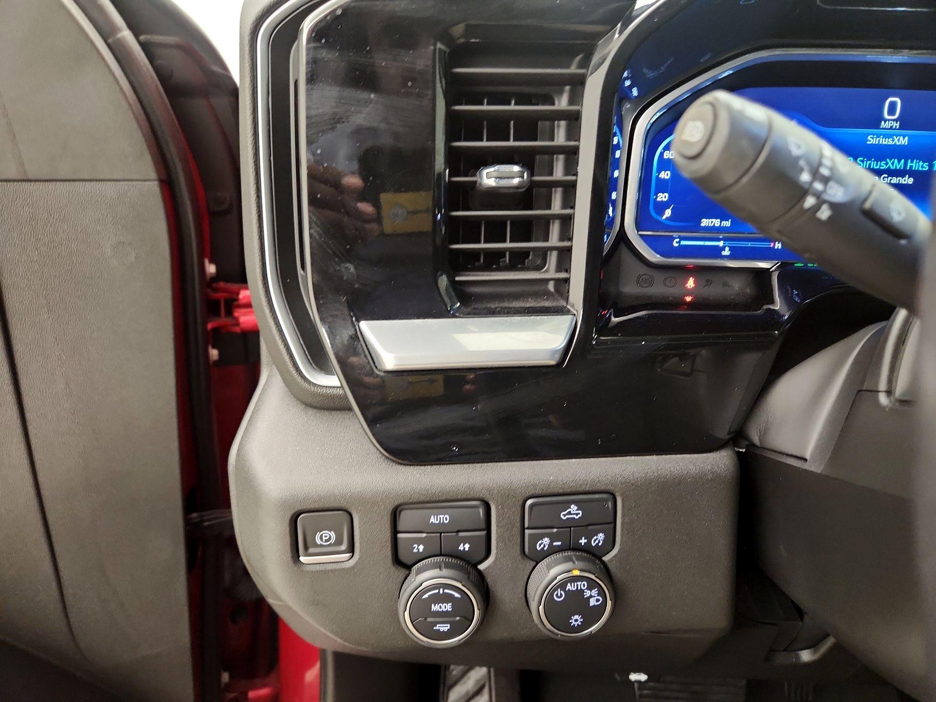 Thumbnail: 2022 Chevrolet Silverado 1500 - 13