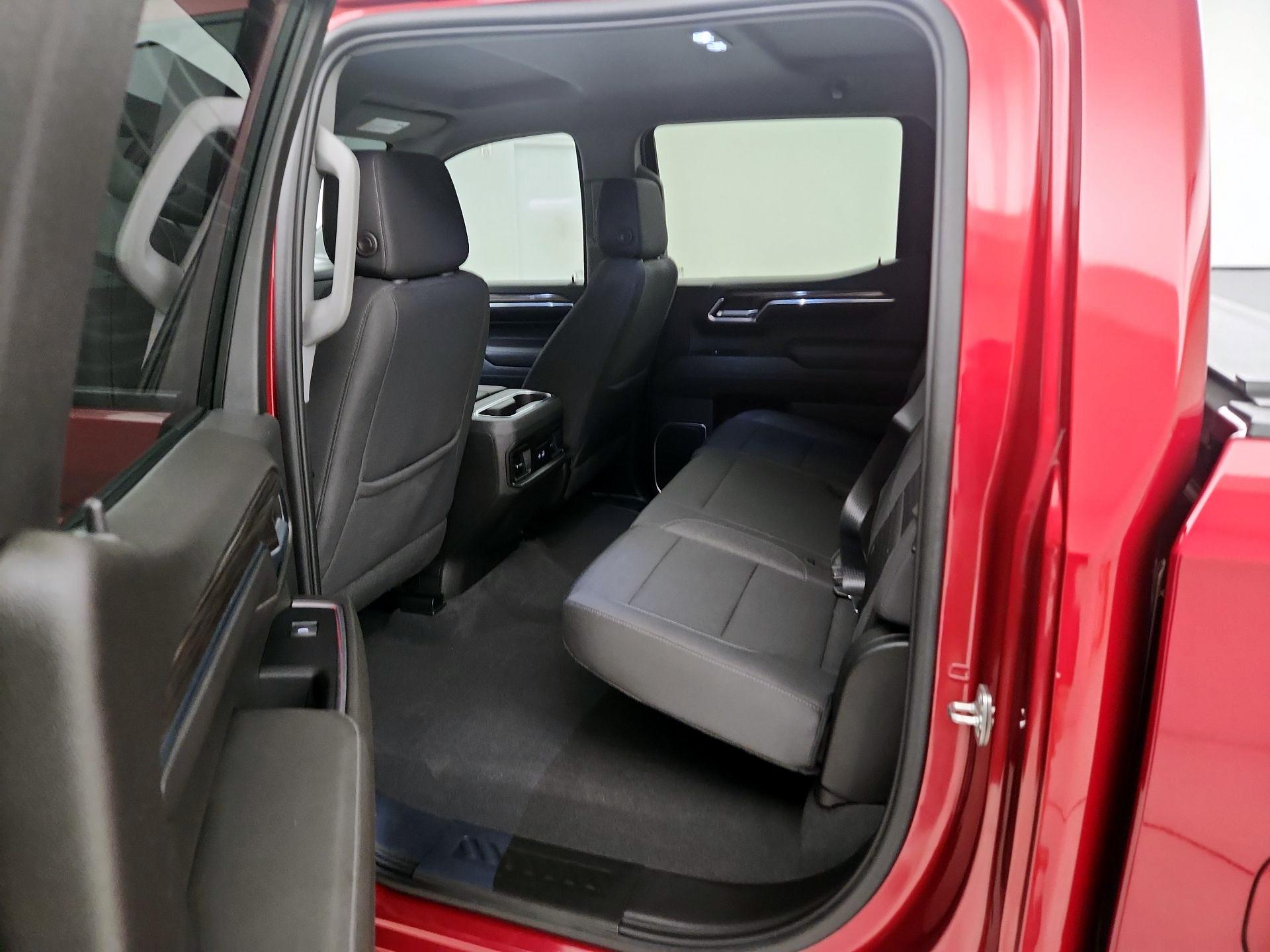 Thumbnail: 2022 Chevrolet Silverado 1500 - 19