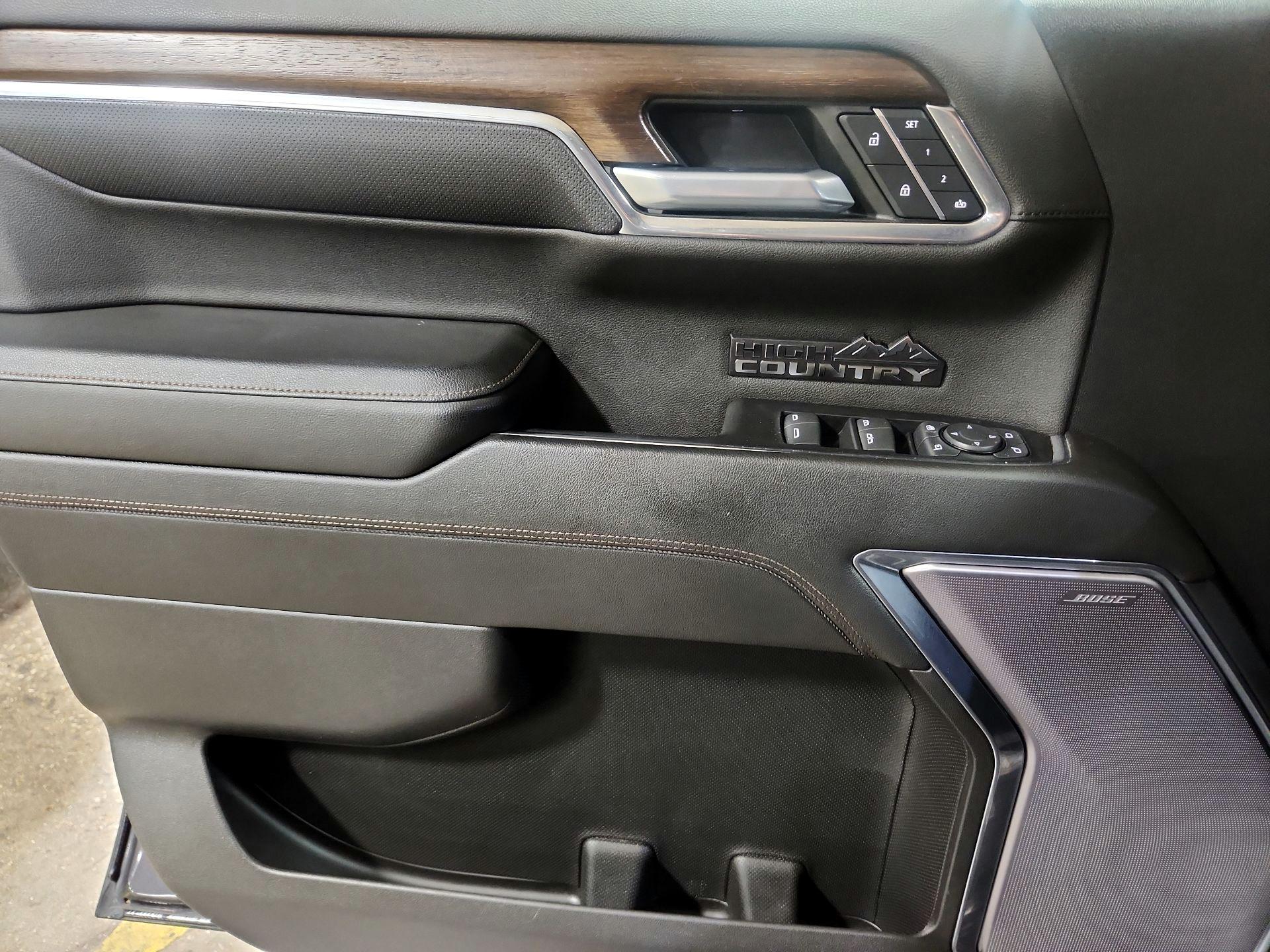 Thumbnail: 2022 Chevrolet Silverado 1500 - 12