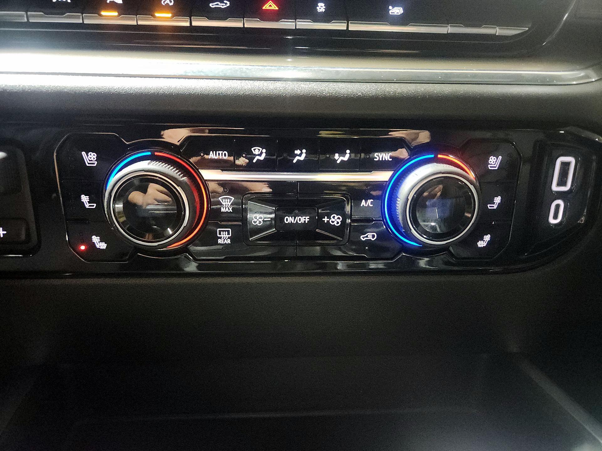 Thumbnail: 2022 Chevrolet Silverado 1500 - 14