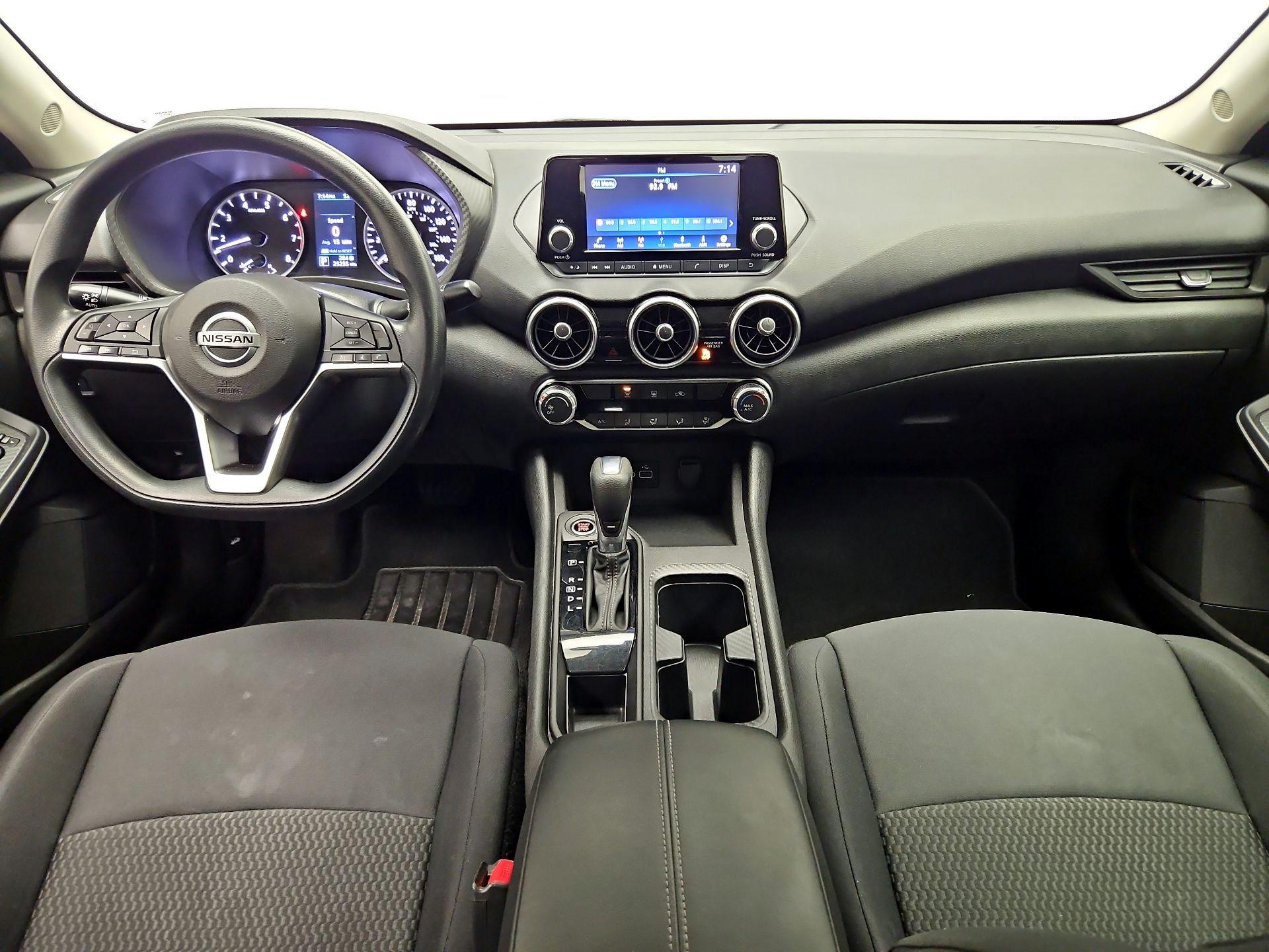 Thumbnail: 2023 Nissan Sentra - 9