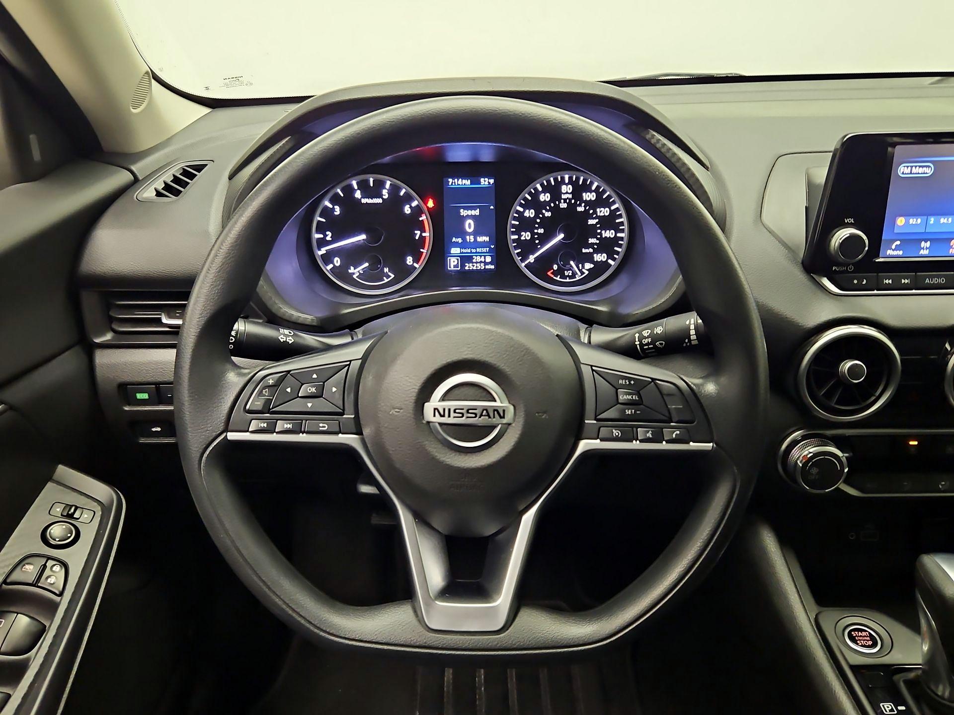 Thumbnail: 2023 Nissan Sentra - 10