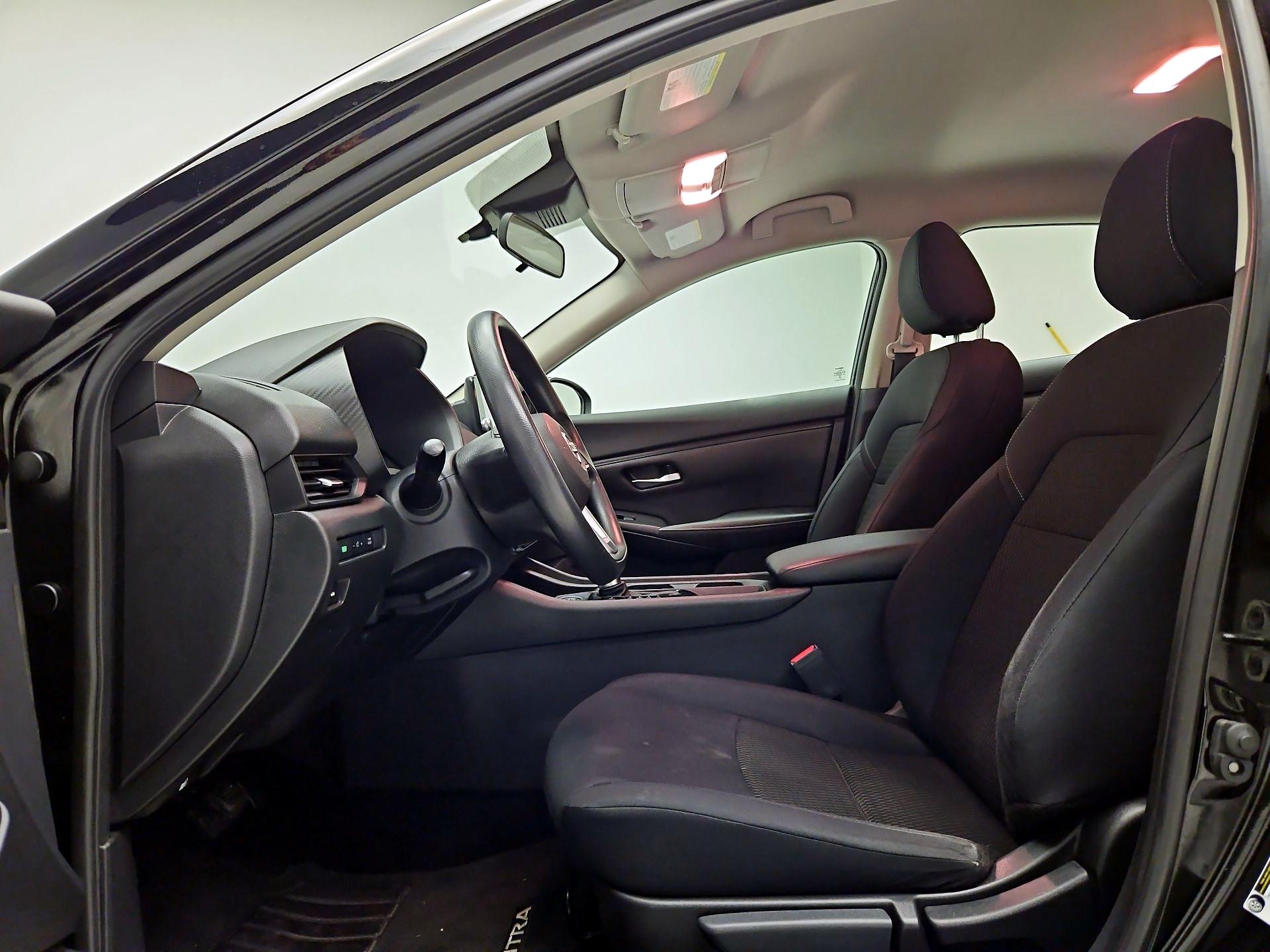 Thumbnail: 2023 Nissan Sentra - 11