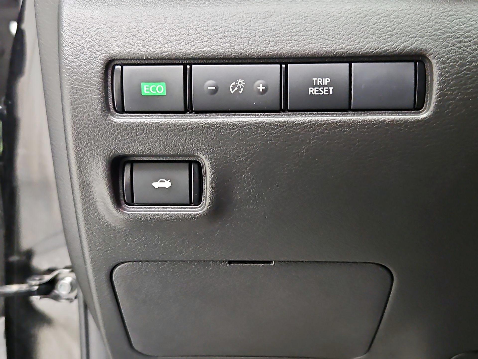 Thumbnail: 2023 Nissan Sentra - 13