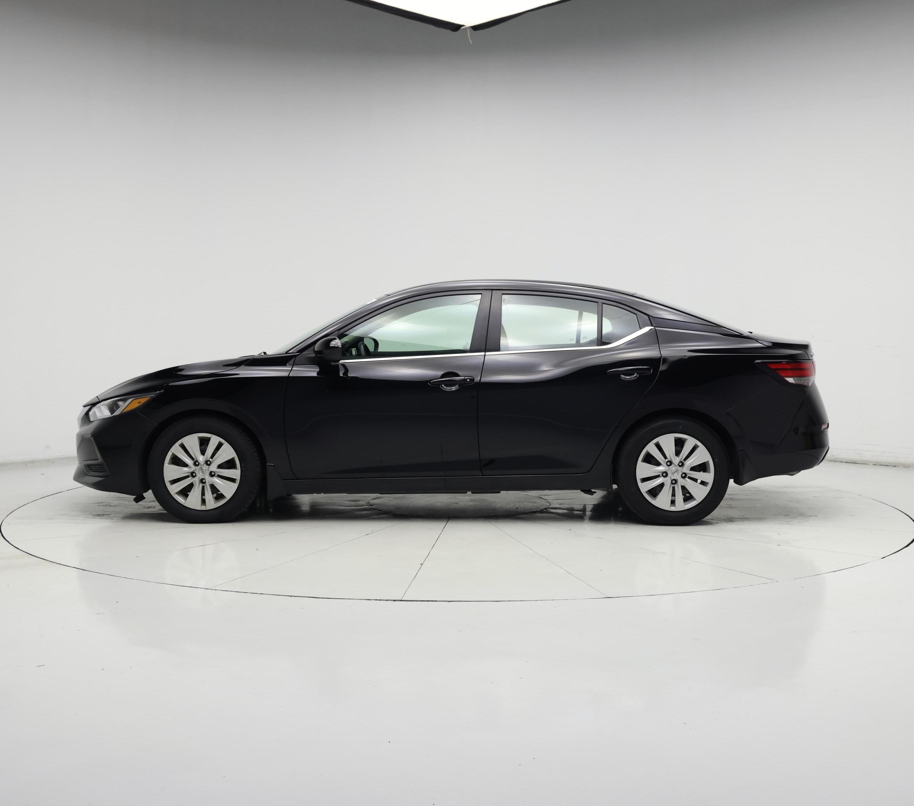 Thumbnail: 2023 Nissan Sentra - 3