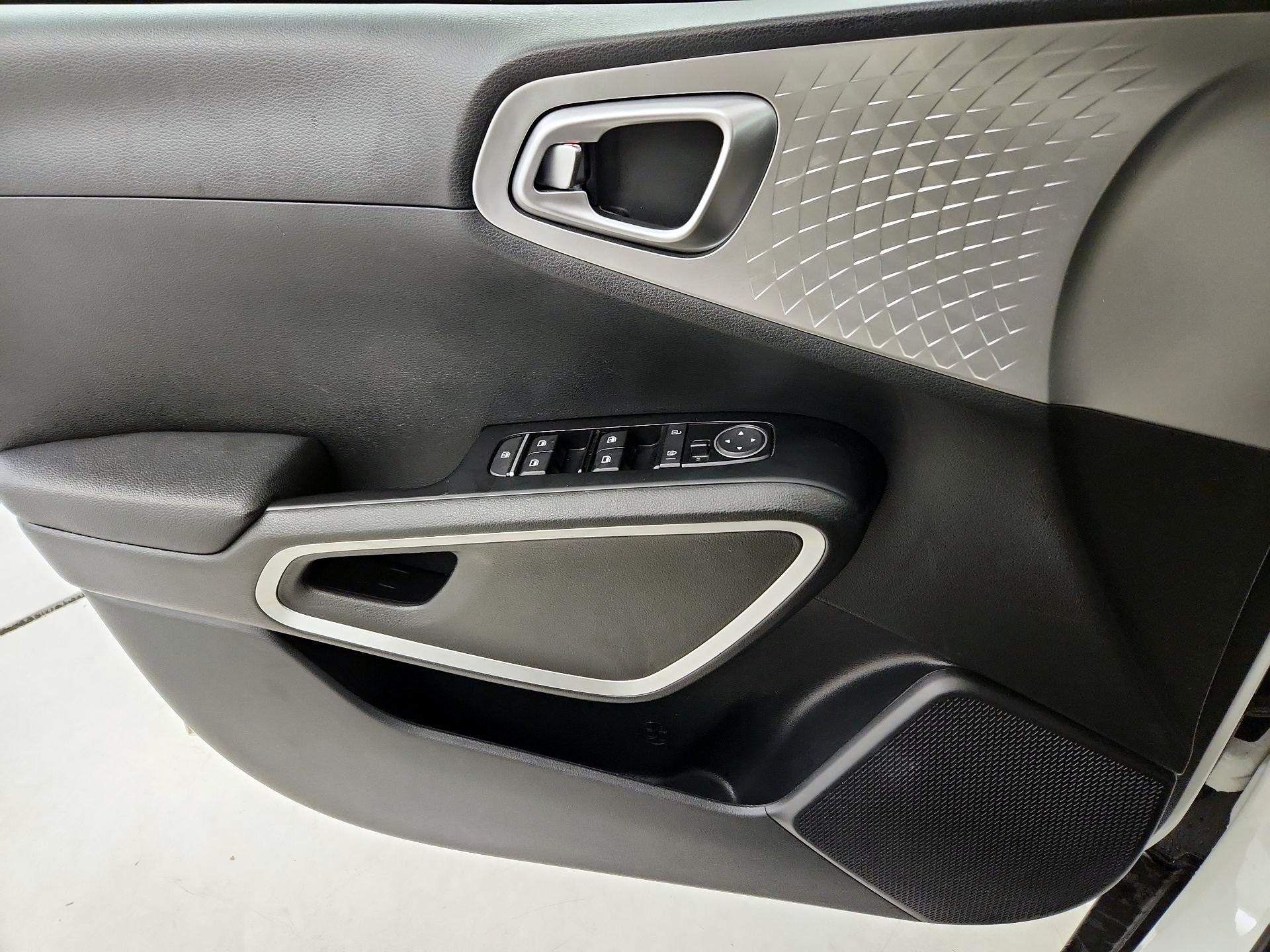 Thumbnail: 2024 Kia Soul - 12