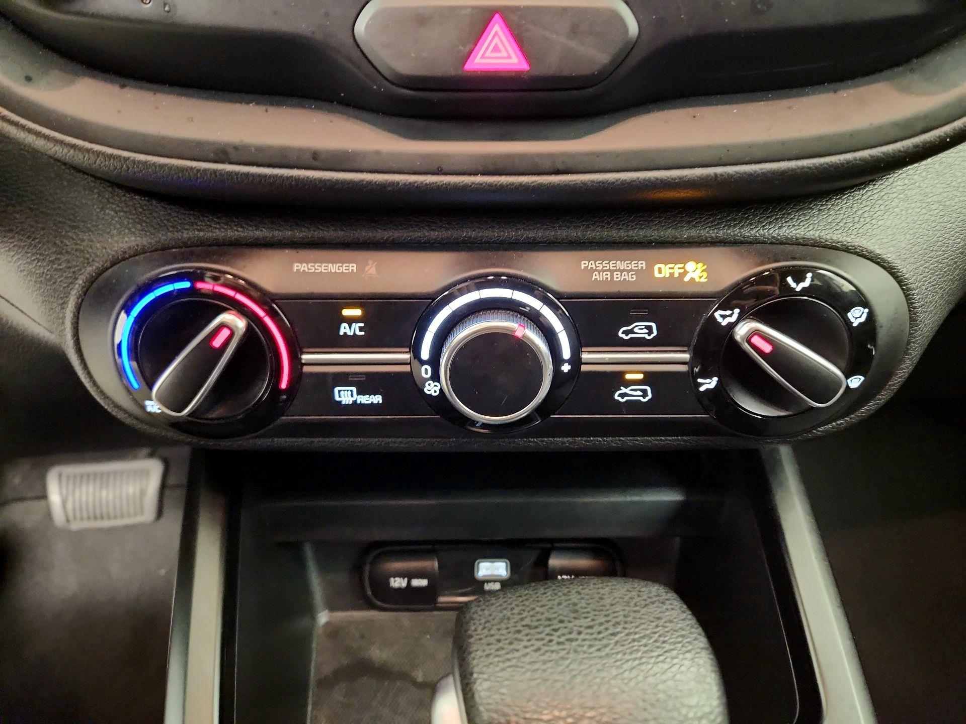 Thumbnail: 2024 Kia Soul - 16