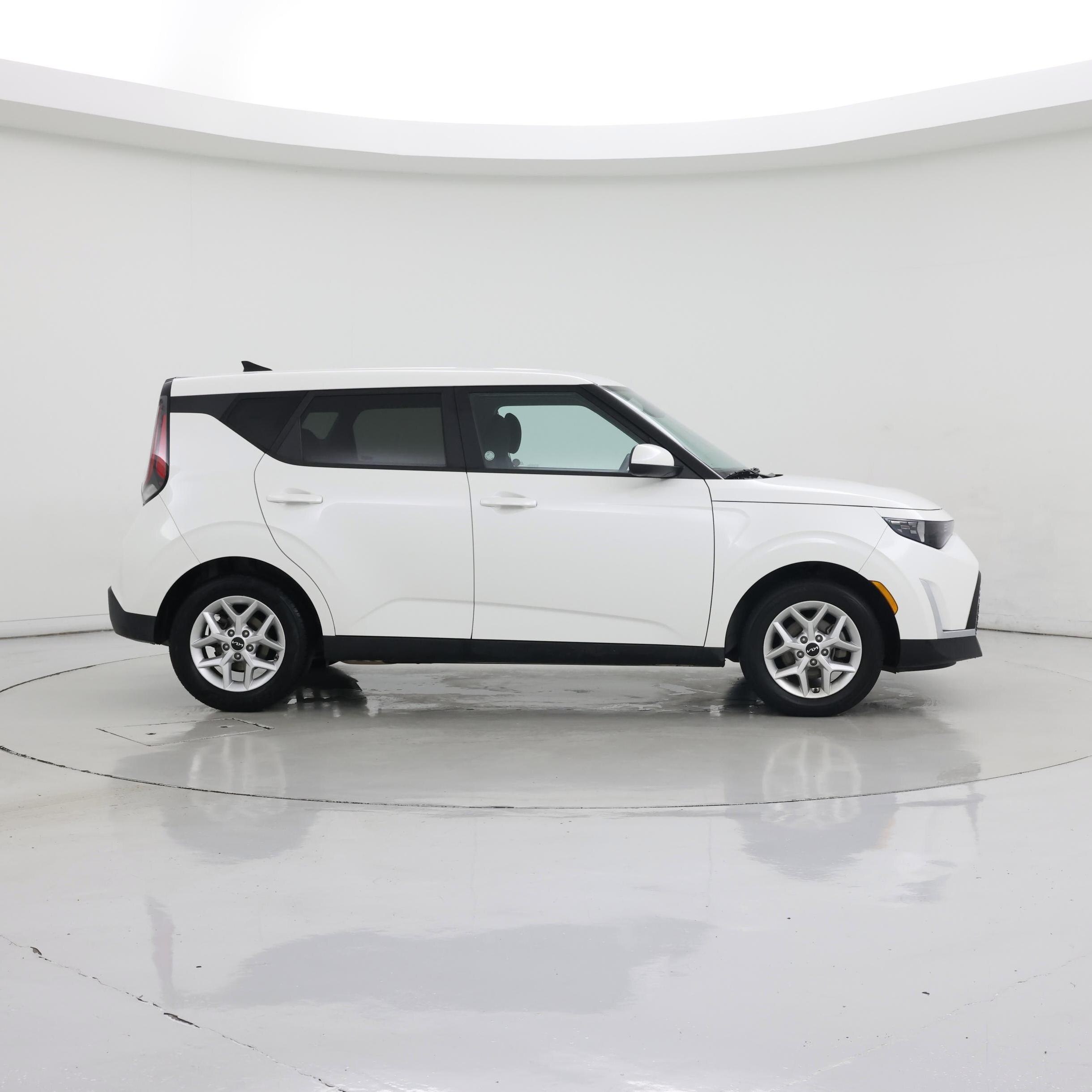 Thumbnail: 2024 Kia Soul - 7