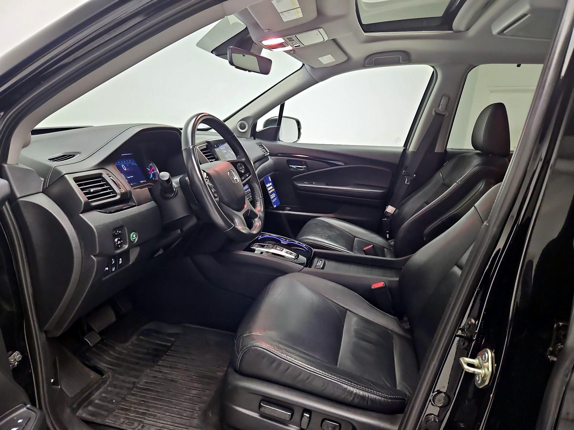 Thumbnail: 2020 Honda Pilot - 11