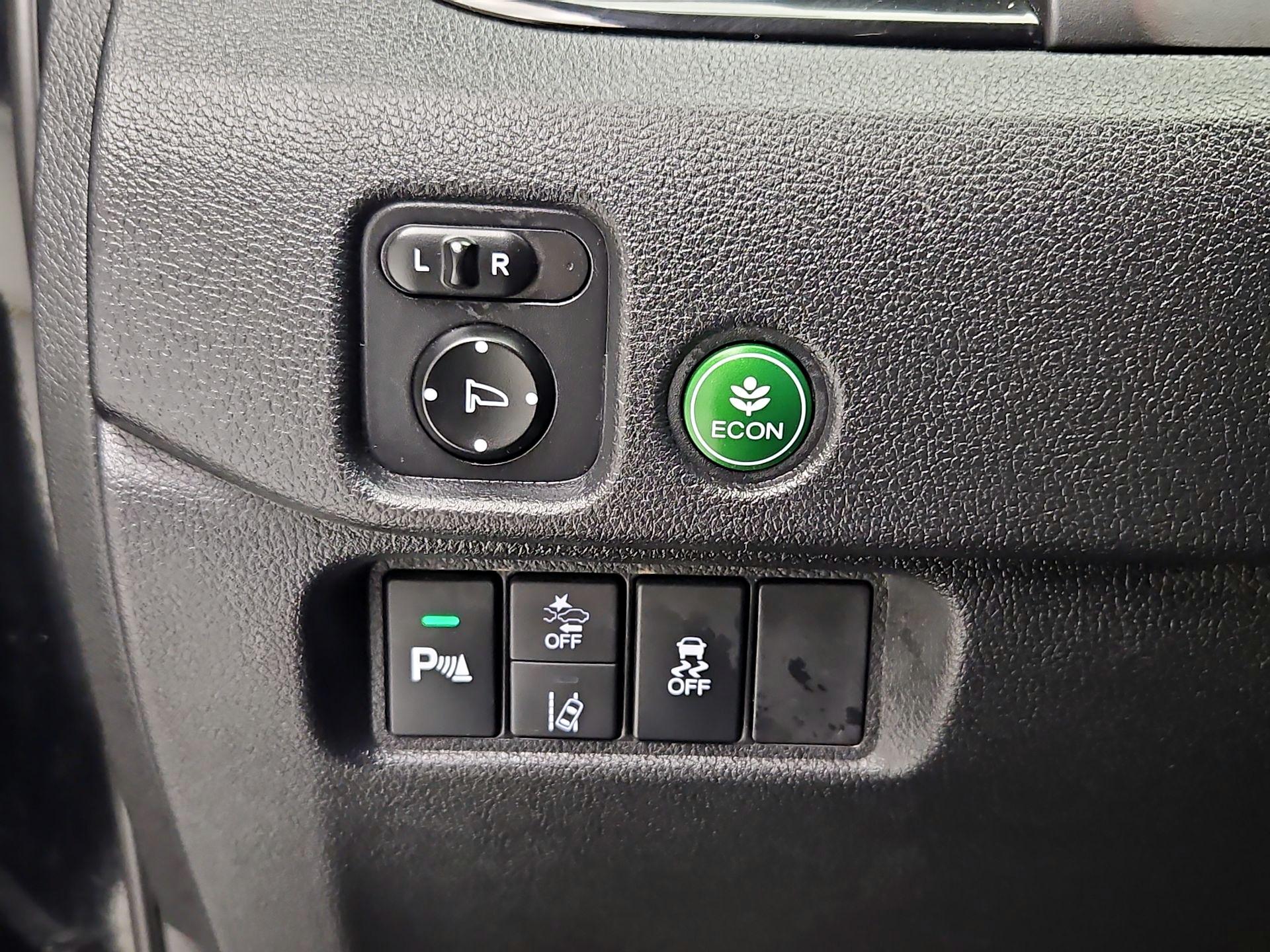 Thumbnail: 2020 Honda Pilot - 13