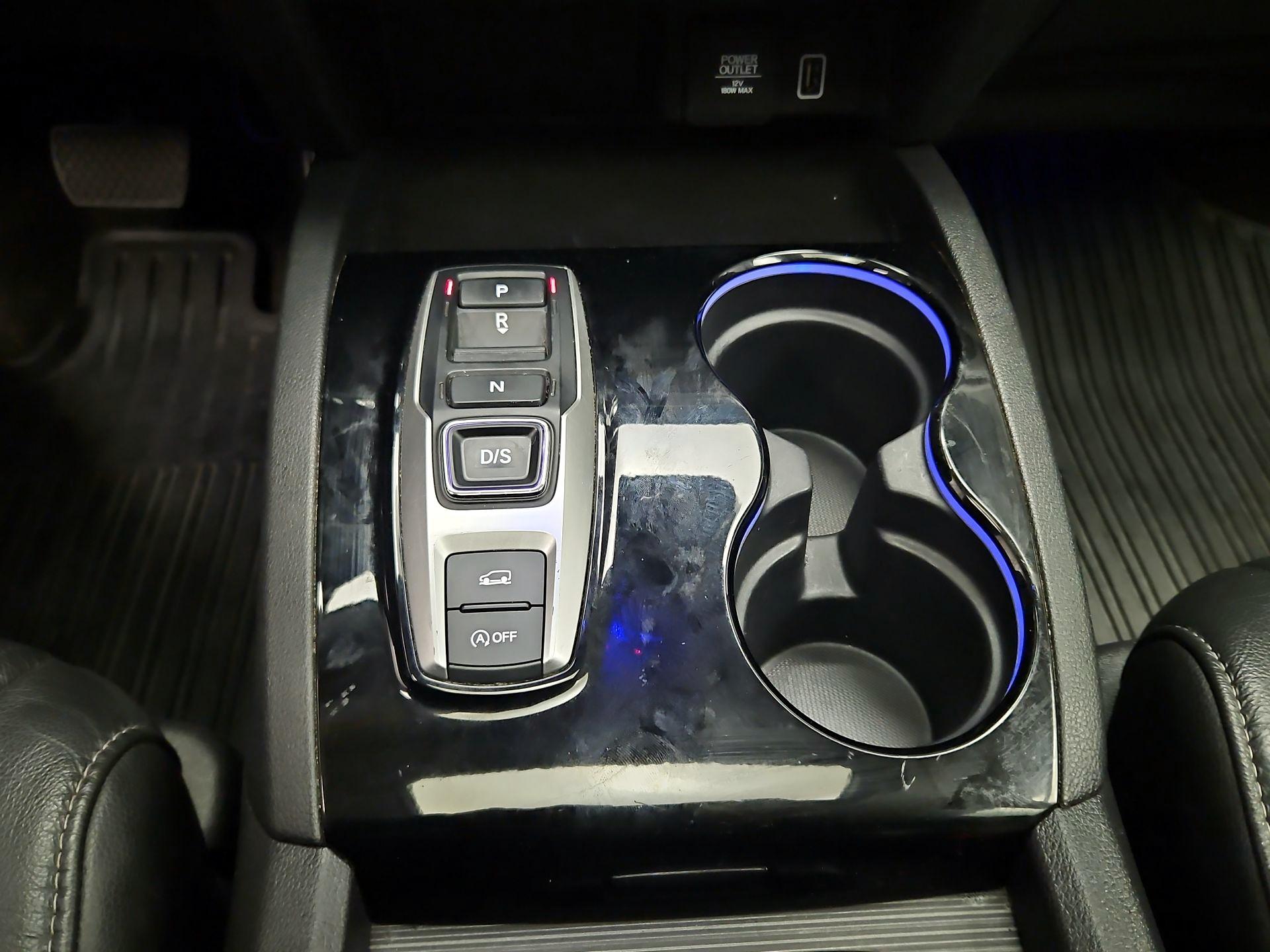 Thumbnail: 2020 Honda Pilot - 18