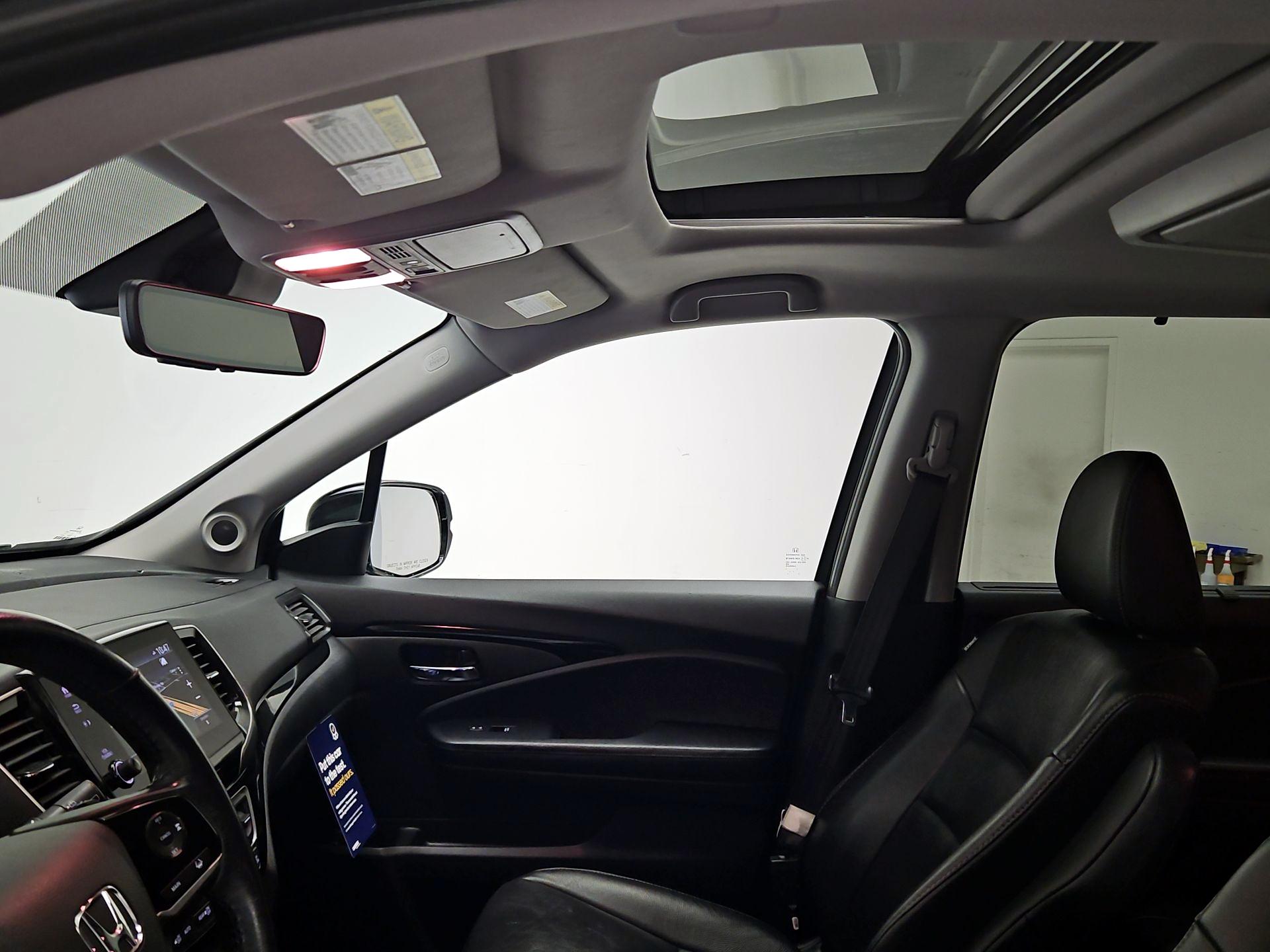 Thumbnail: 2020 Honda Pilot - 20