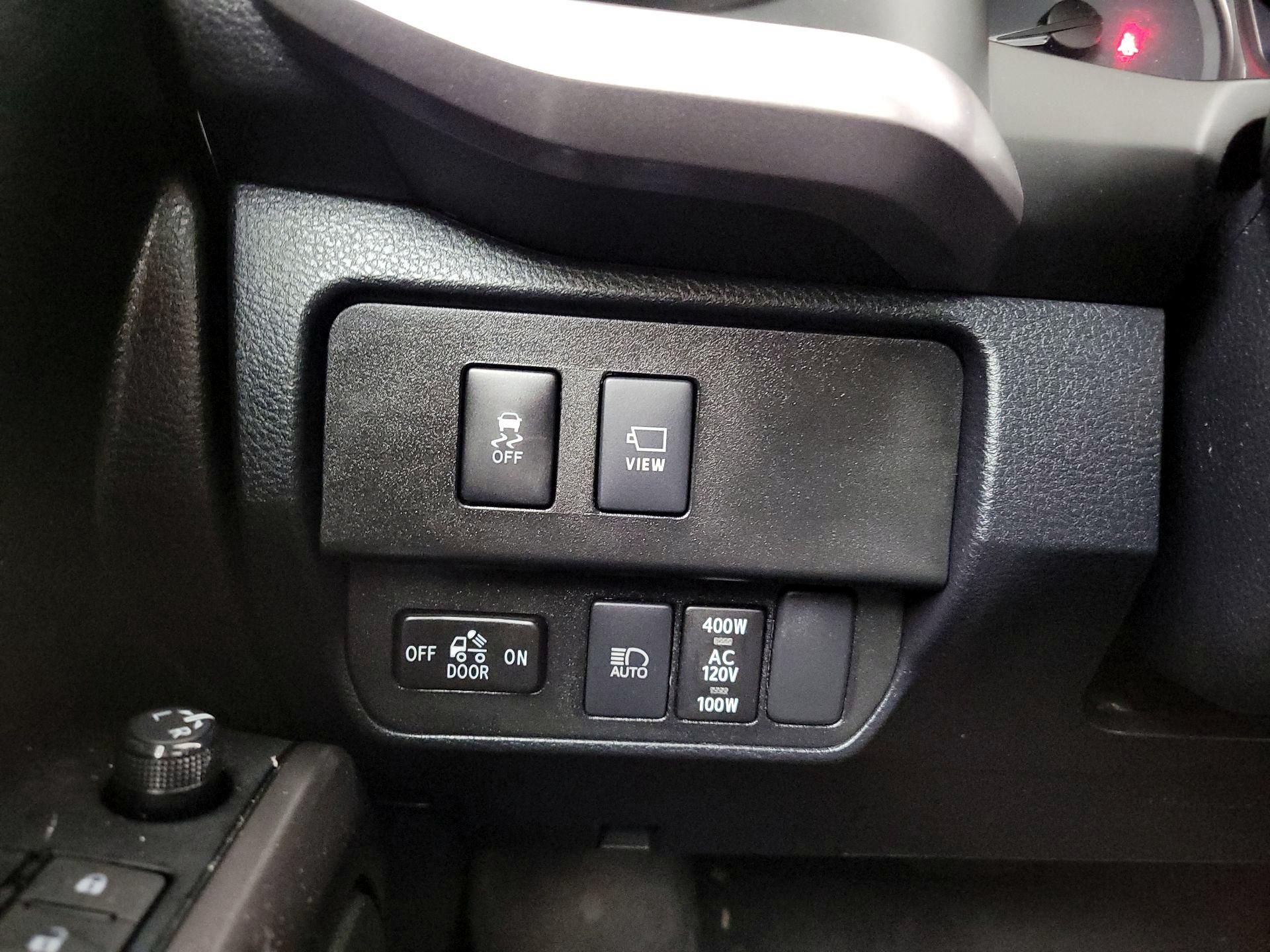 Thumbnail: 2023 Toyota Tacoma - 13