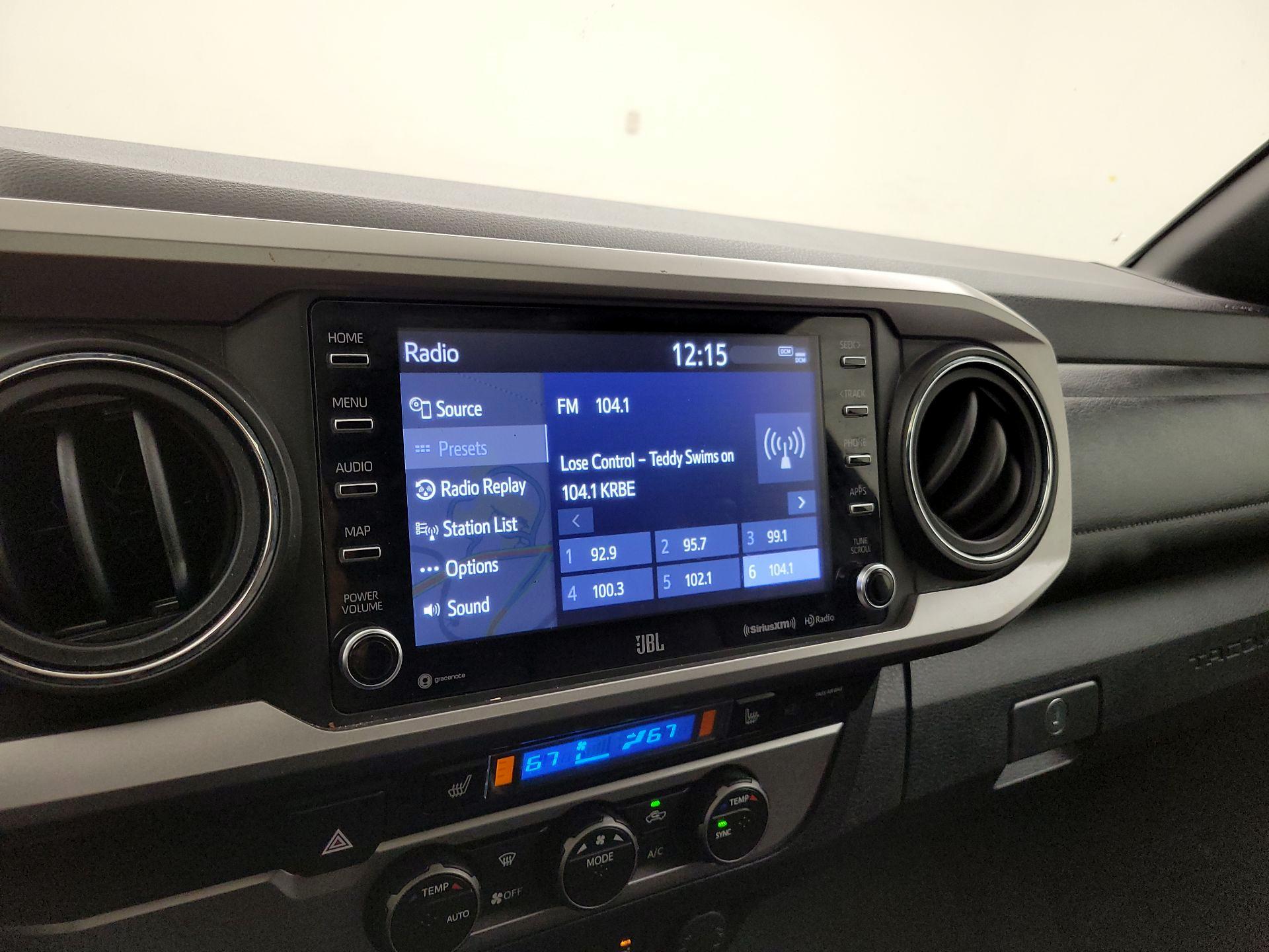 Thumbnail: 2023 Toyota Tacoma - 16