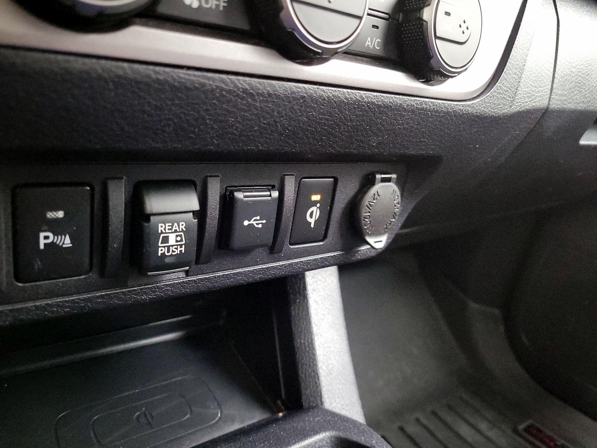 Thumbnail: 2023 Toyota Tacoma - 19