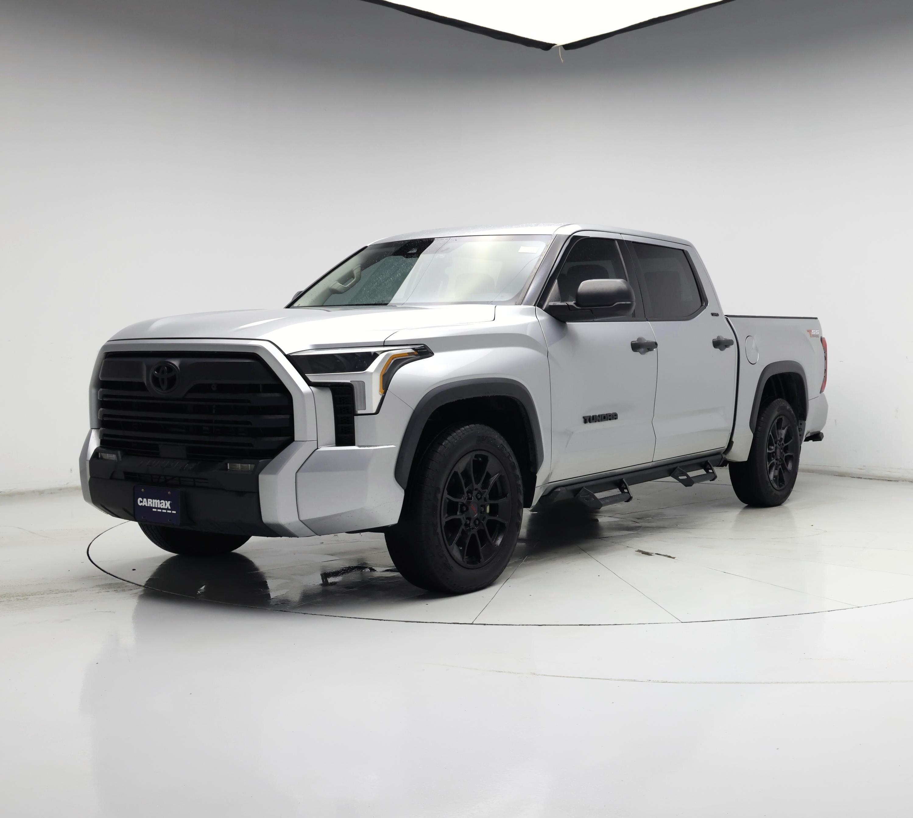 Thumbnail: 2022 Toyota Tundra - 4