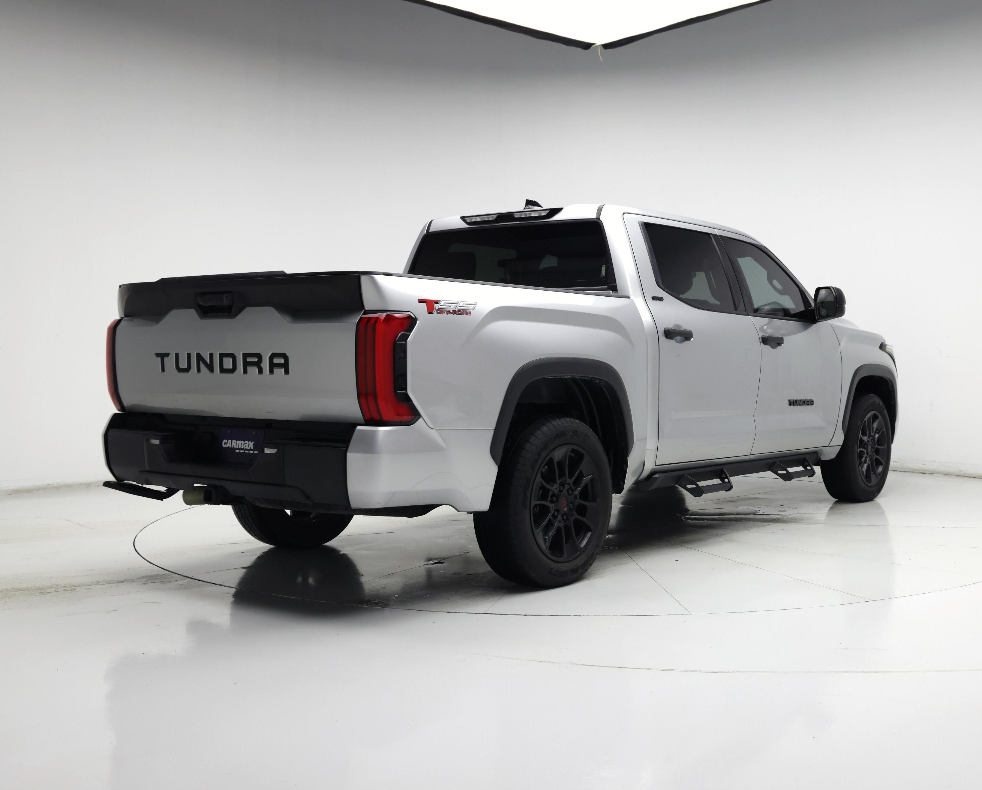 Thumbnail: 2022 Toyota Tundra - 8