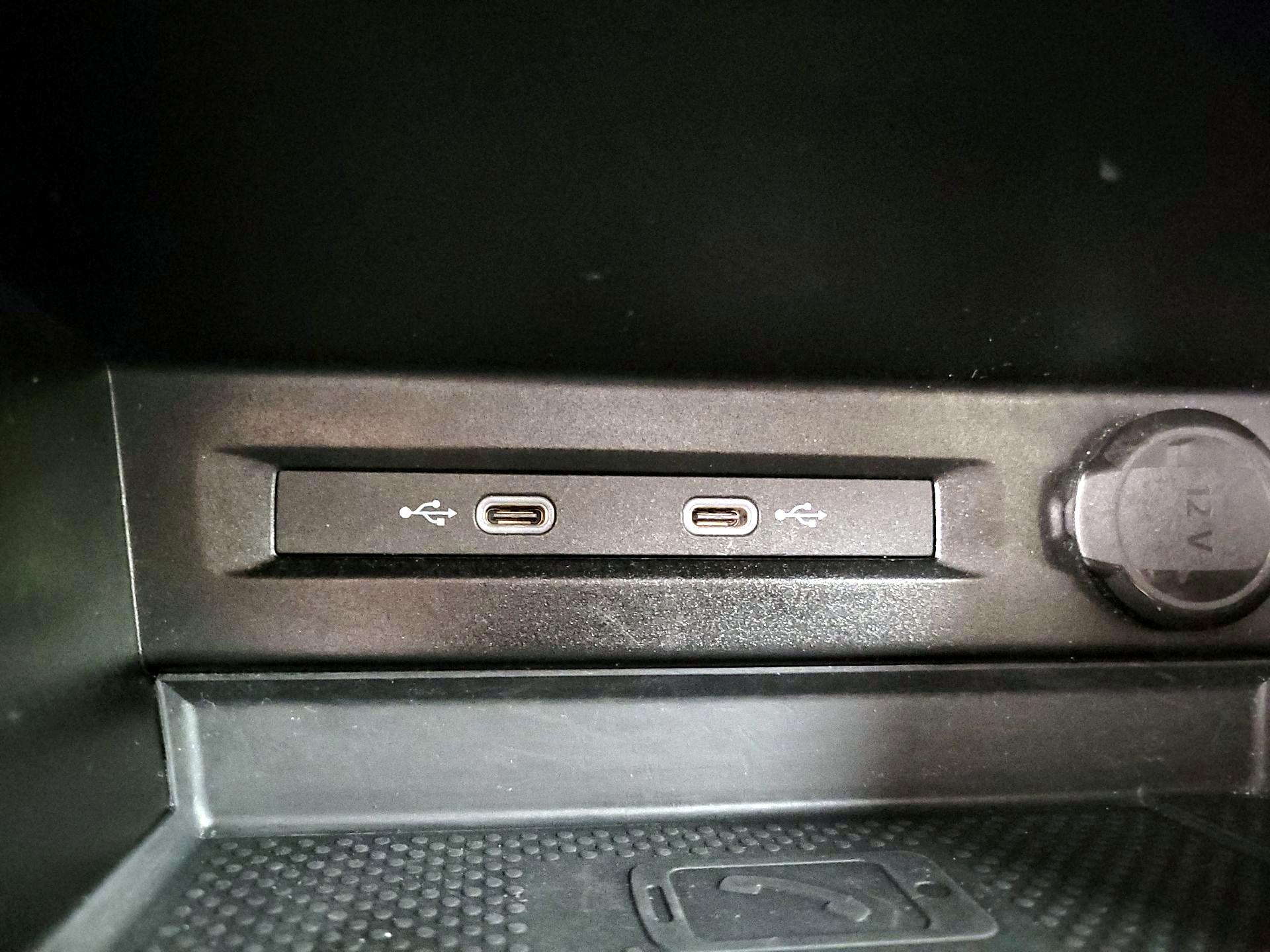 Thumbnail: 2024 Volkswagen Tiguan - 18