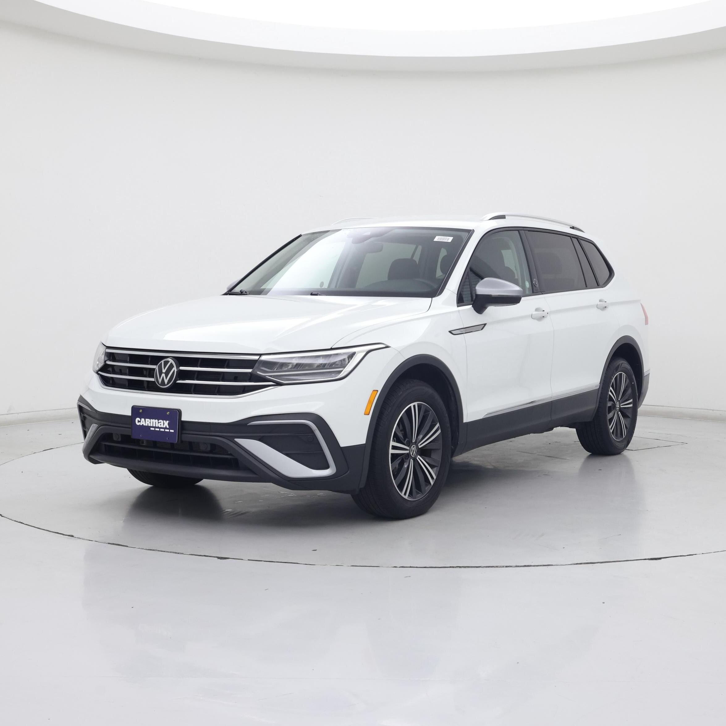 Thumbnail: 2024 Volkswagen Tiguan - 4