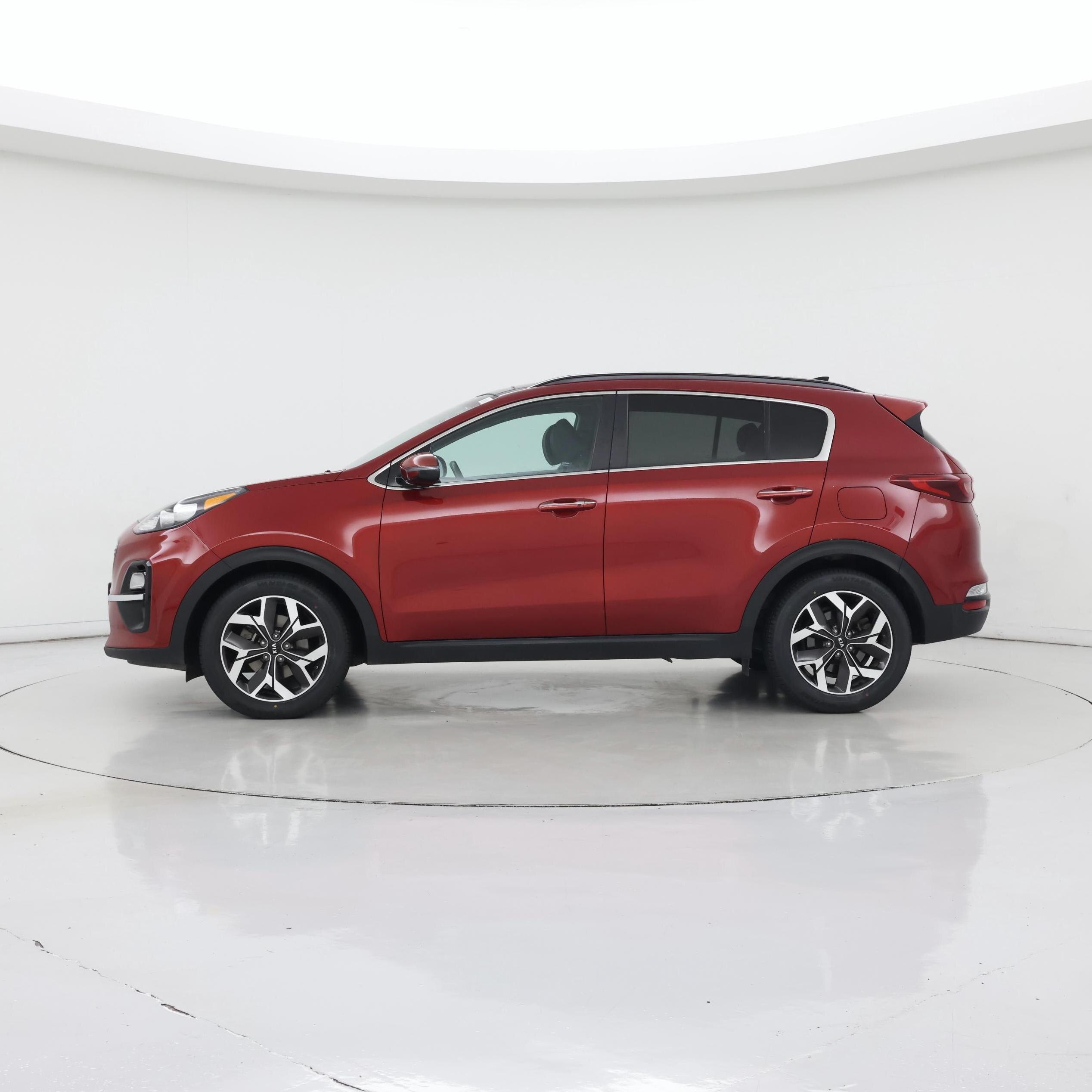 Thumbnail: 2022 Kia Sportage - 3