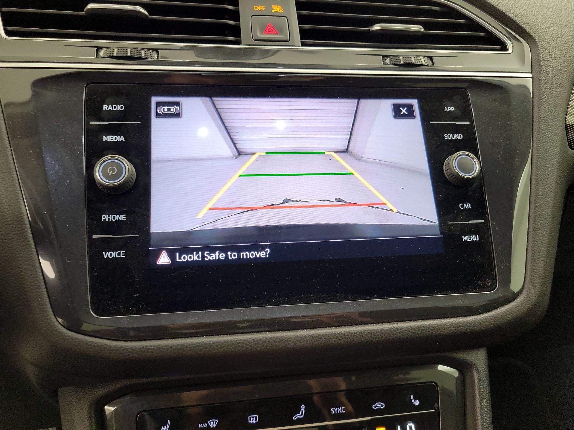 Thumbnail: 2024 Volkswagen Tiguan - 14