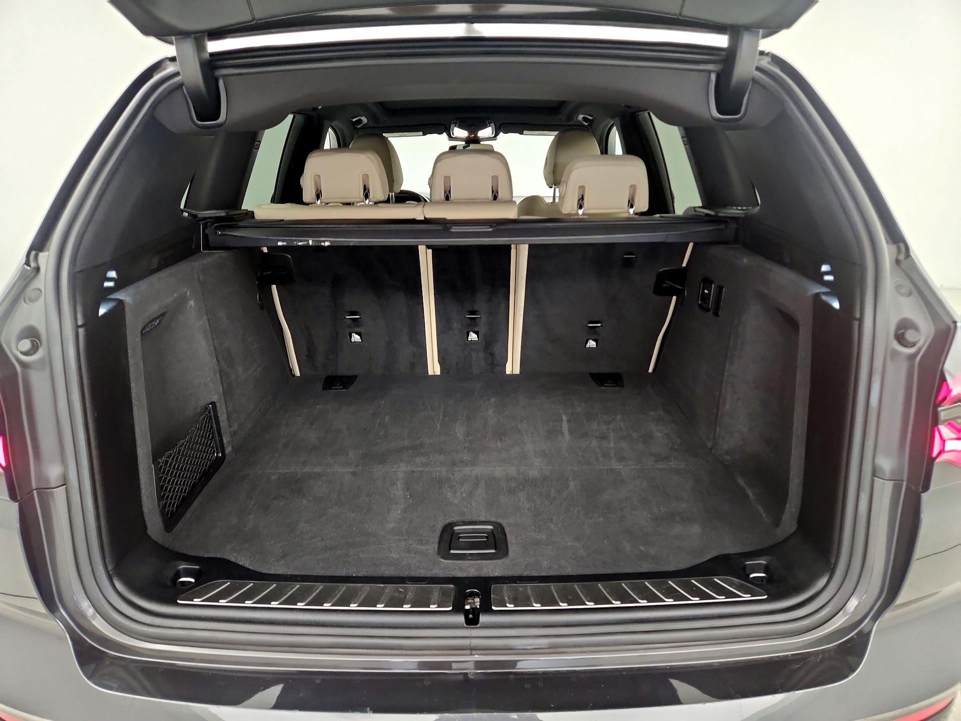 Thumbnail: 2023 BMW X3 - 16