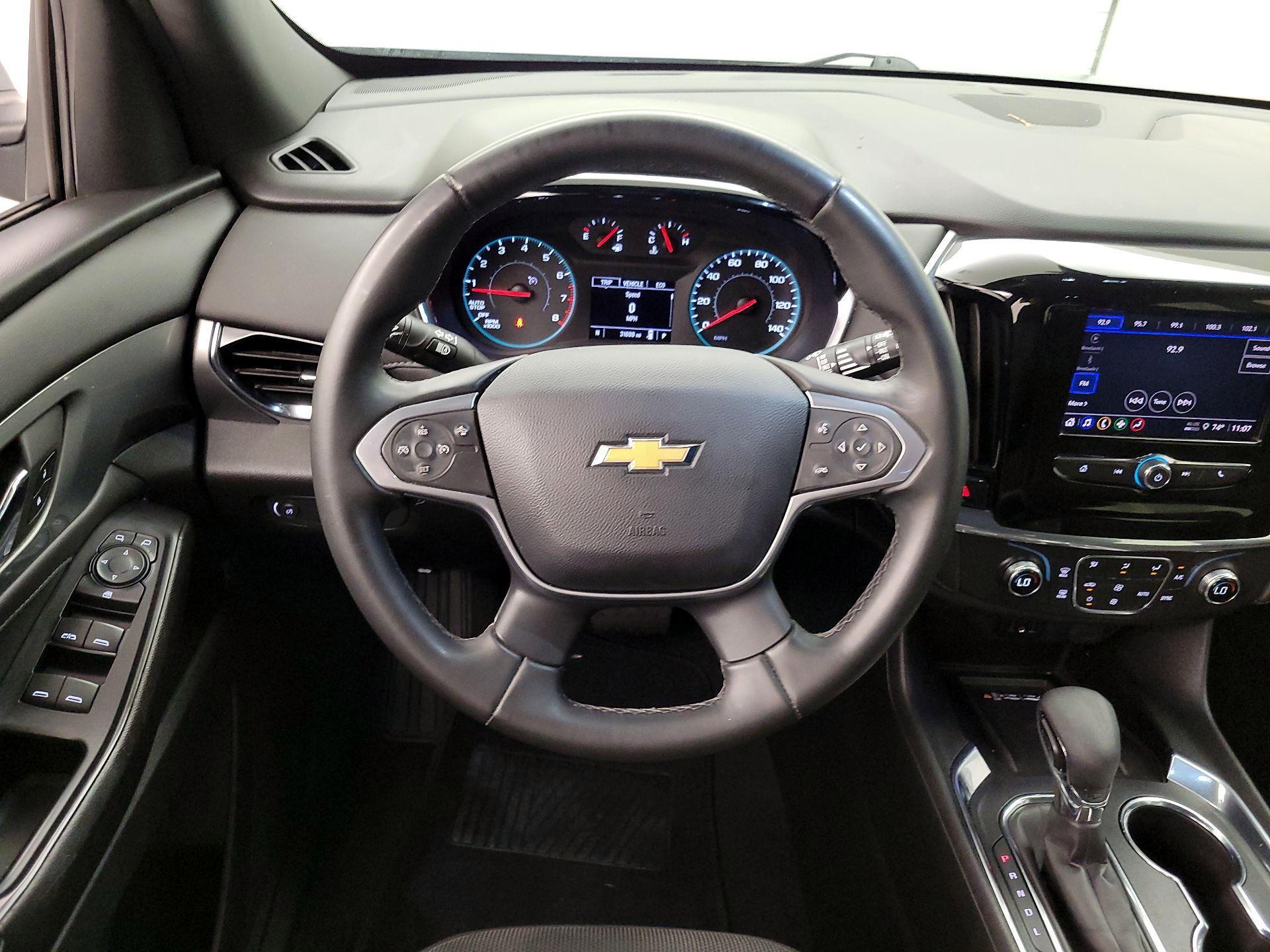 Thumbnail: 2023 Chevrolet Traverse - 10