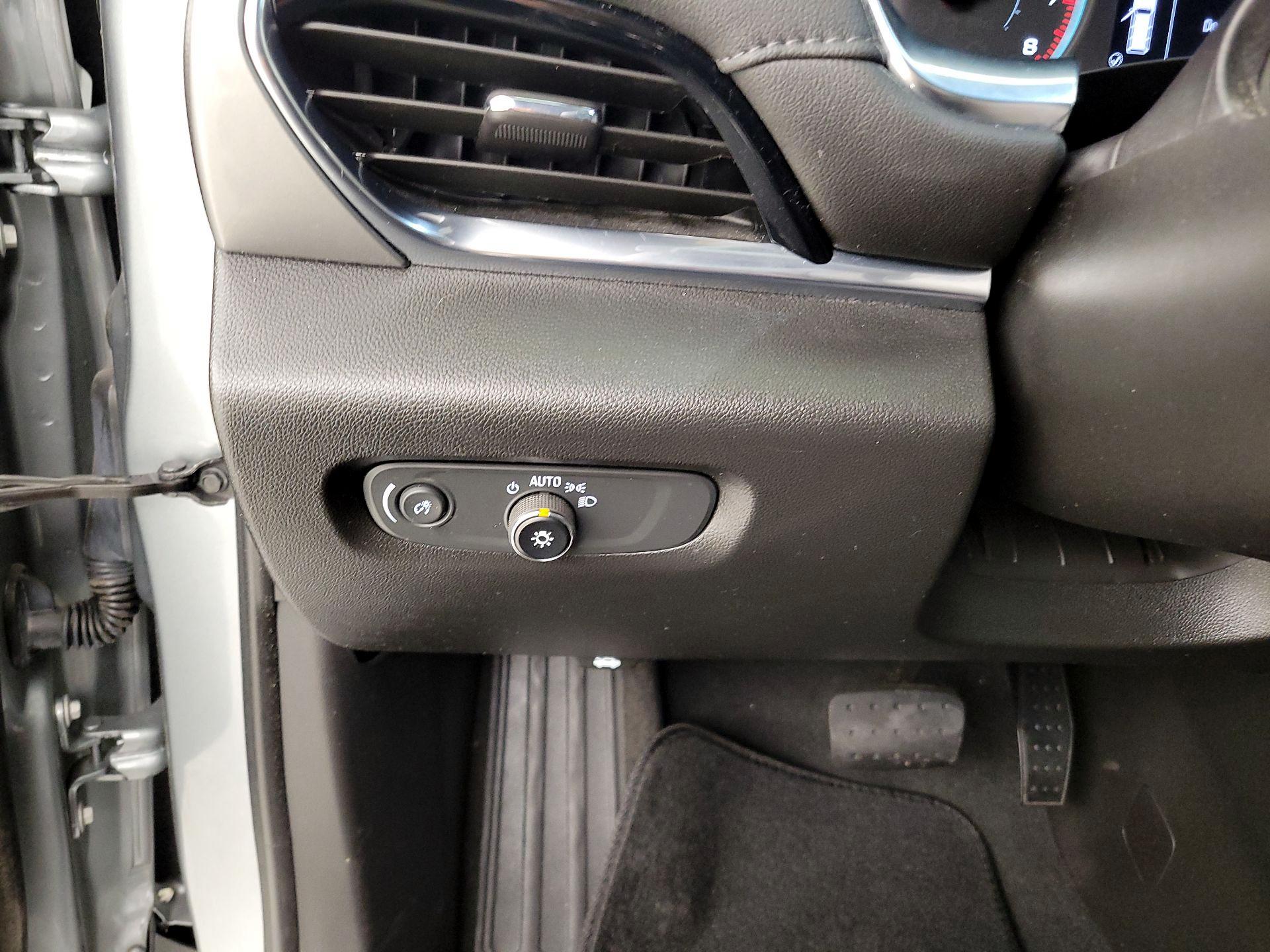 Thumbnail: 2023 Chevrolet Traverse - 13