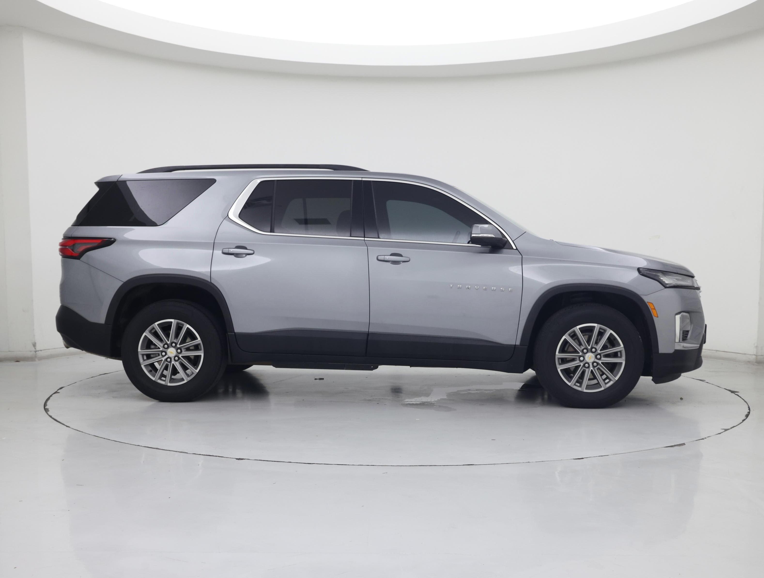 Thumbnail: 2023 Chevrolet Traverse - 7