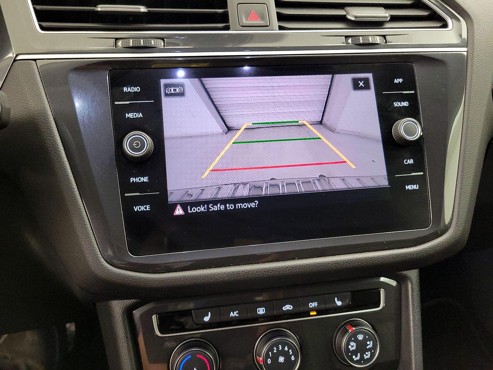 Thumbnail: 2024 Volkswagen Tiguan - 14