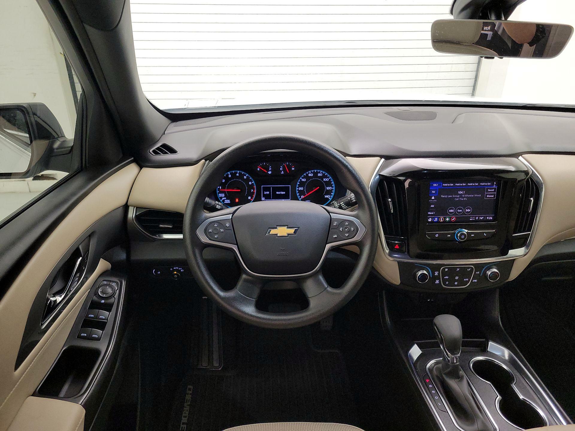 Thumbnail: 2023 Chevrolet Traverse - 10