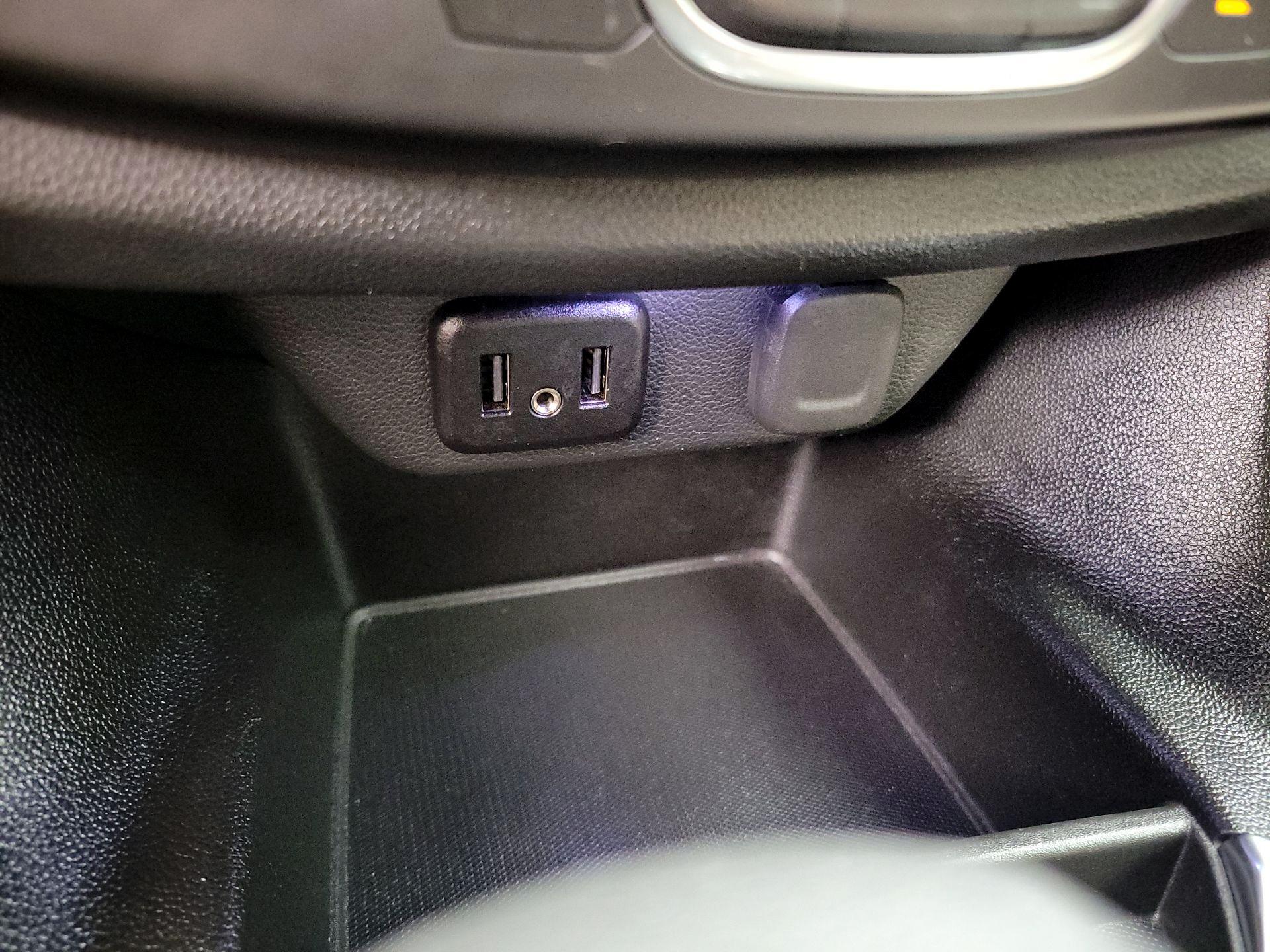 Thumbnail: 2023 Chevrolet Traverse - 18