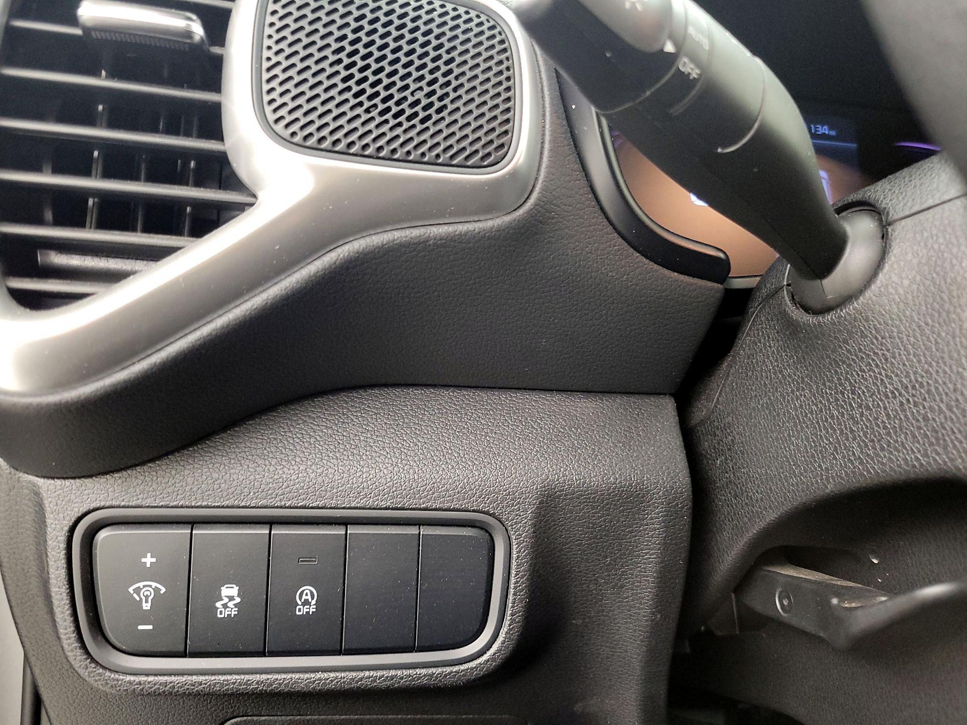 Thumbnail: 2023 Kia Soul - 13