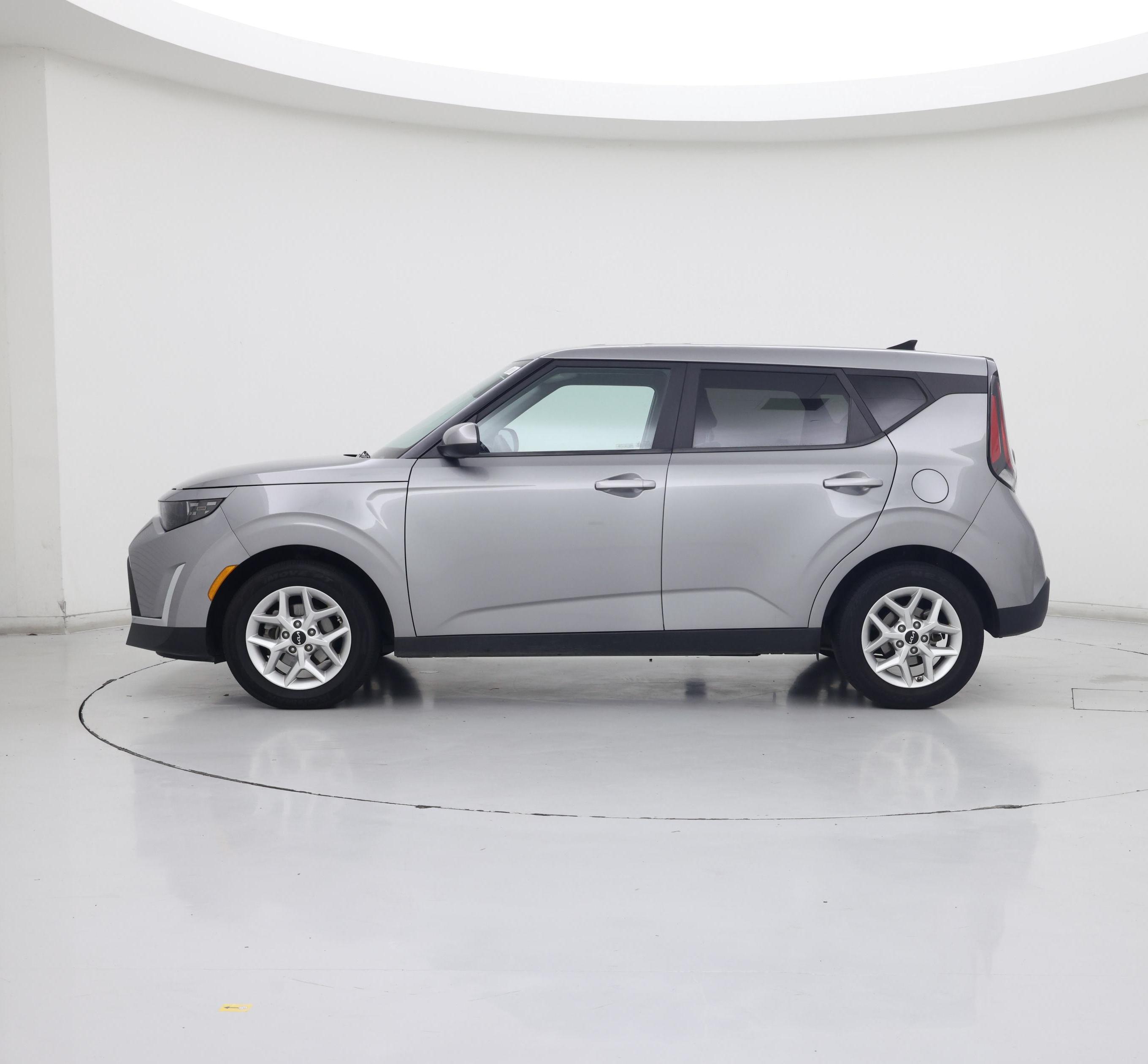 Thumbnail: 2023 Kia Soul - 3