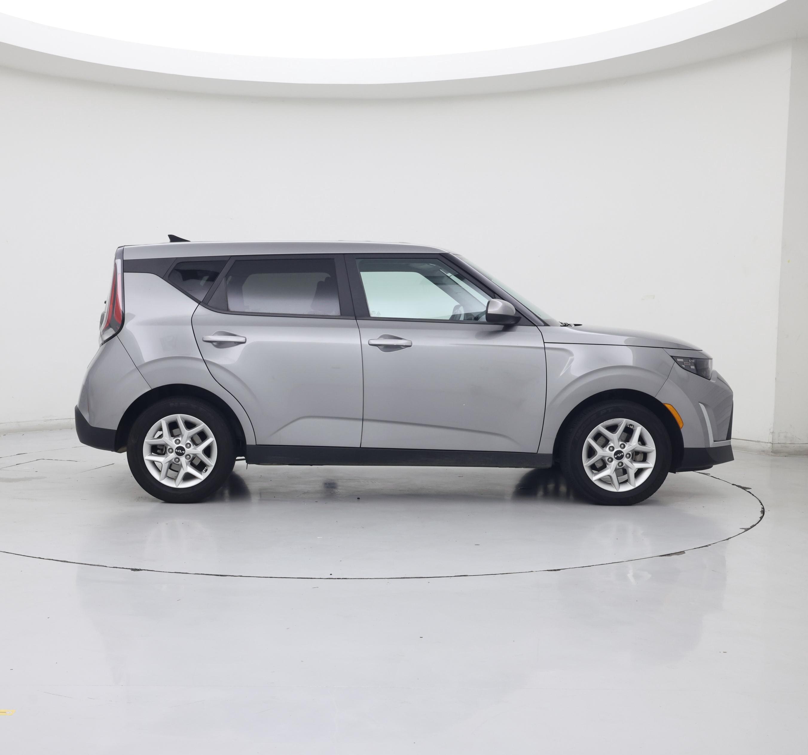 Thumbnail: 2023 Kia Soul - 7