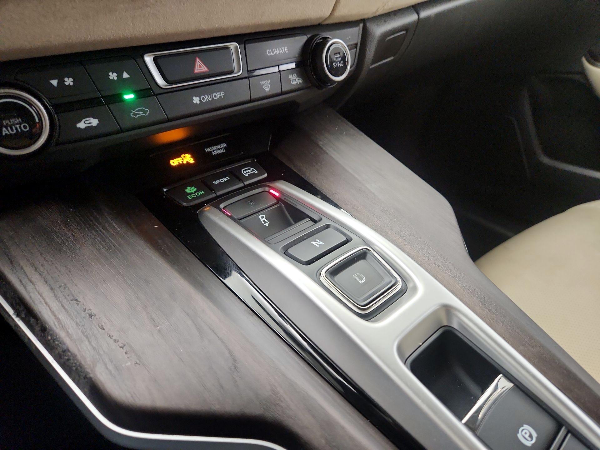 Thumbnail: 2018 Honda Clarity - 15