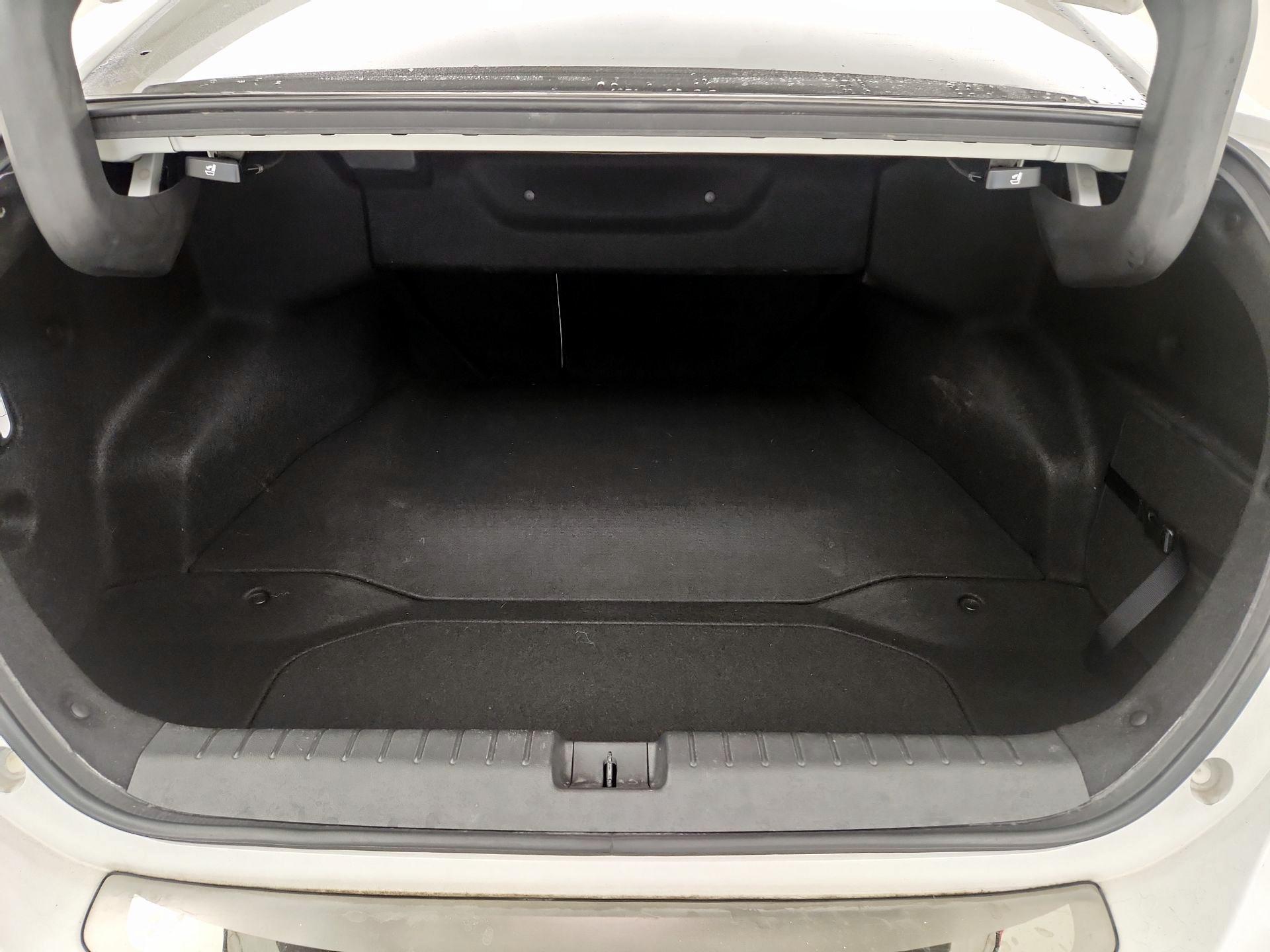 Thumbnail: 2018 Honda Clarity - 16