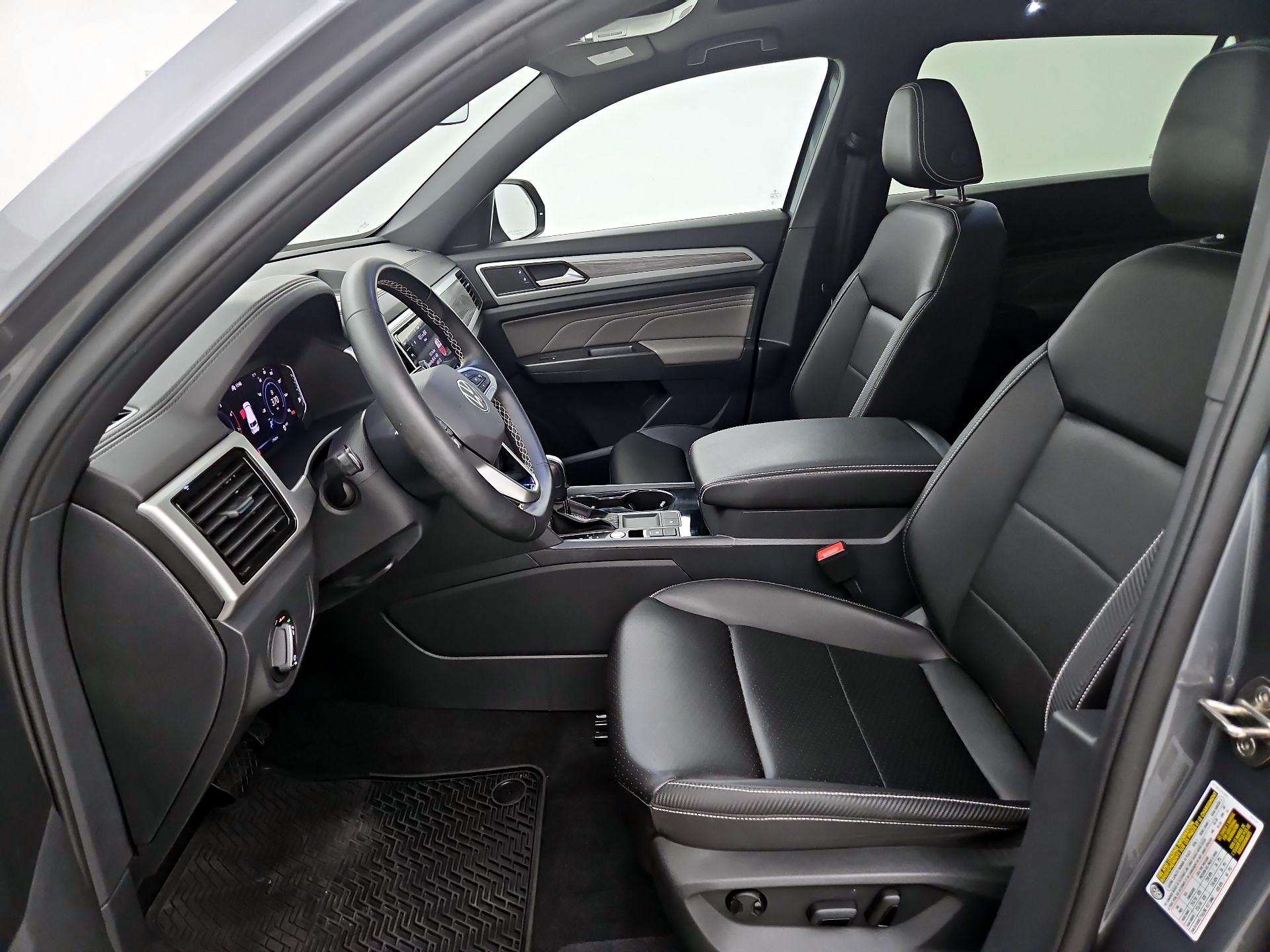 Thumbnail: 2023 Volkswagen Atlas - 11