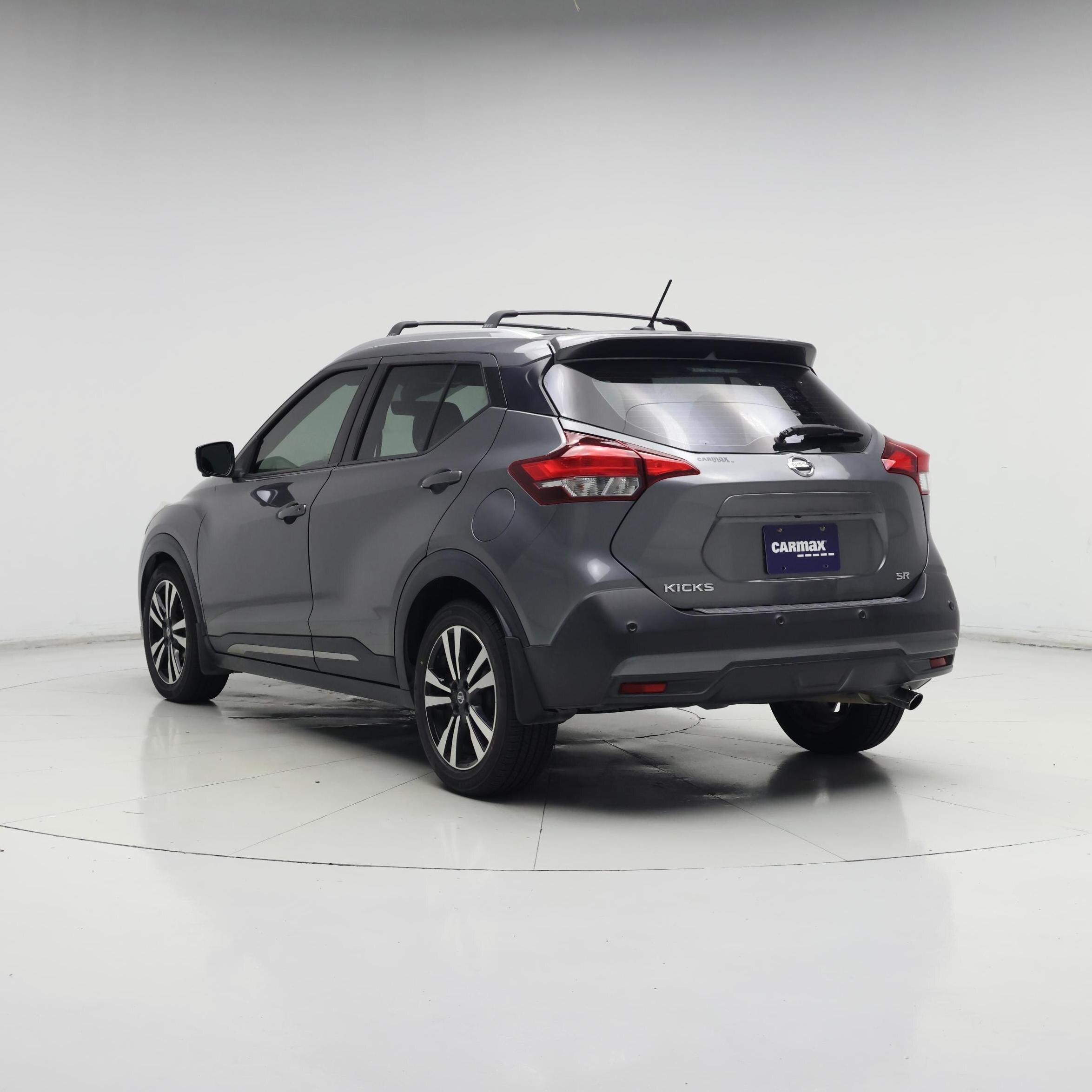Thumbnail: 2020 Nissan Kicks - 2