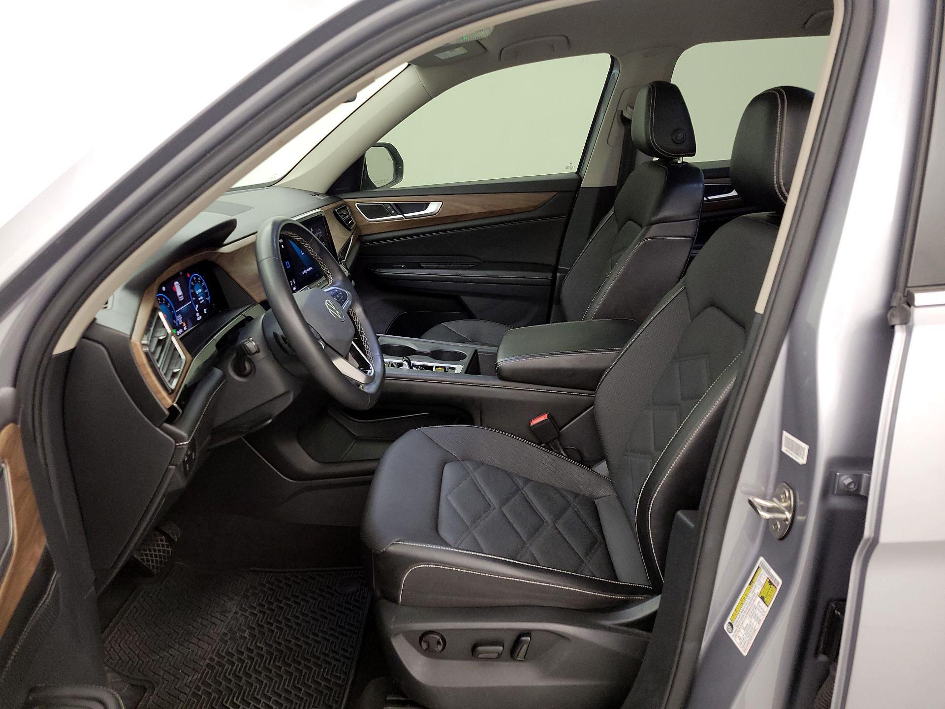 Thumbnail: 2024 Volkswagen Atlas - 11