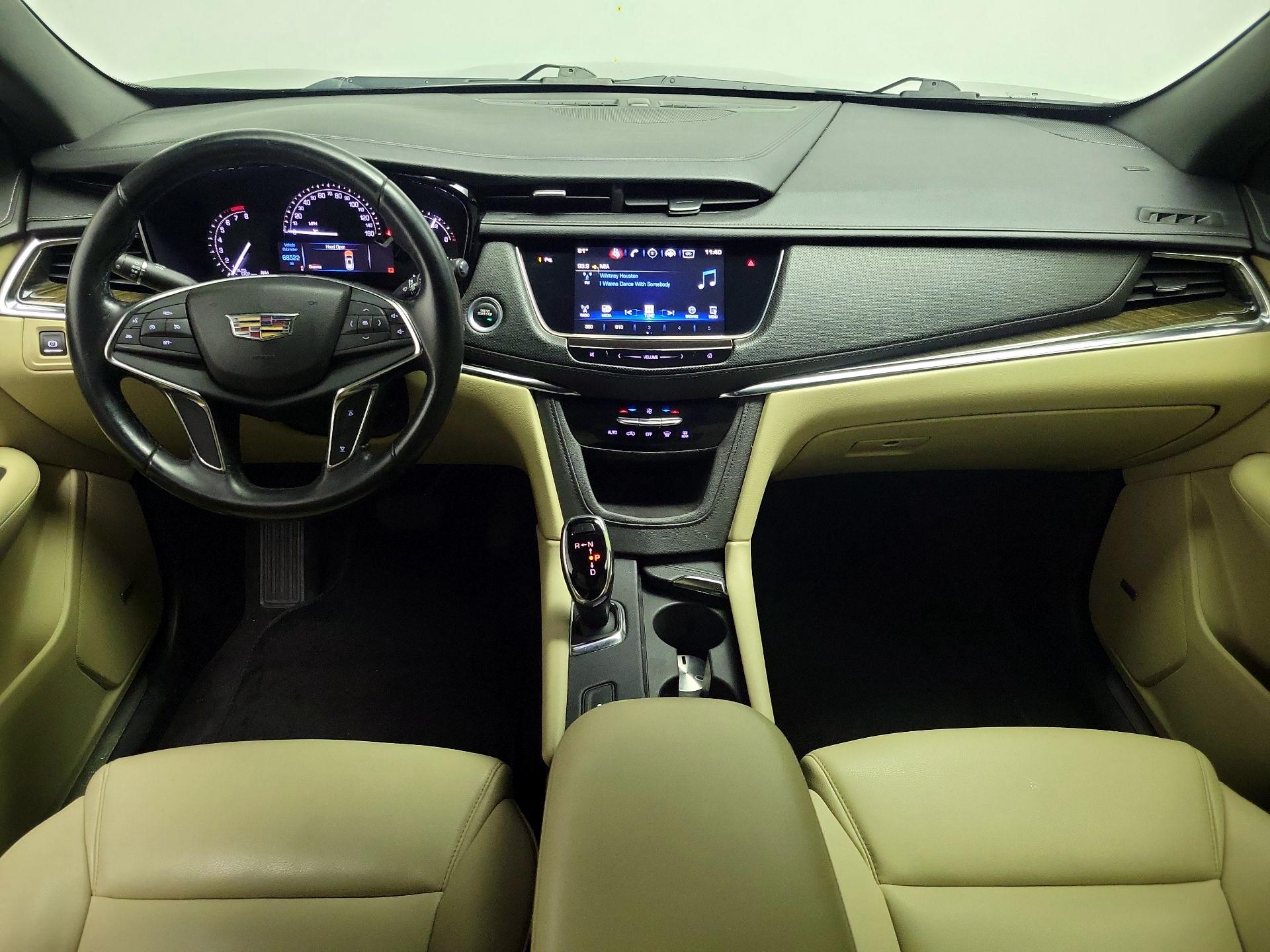 Thumbnail: 2019 Cadillac XT5 - 9