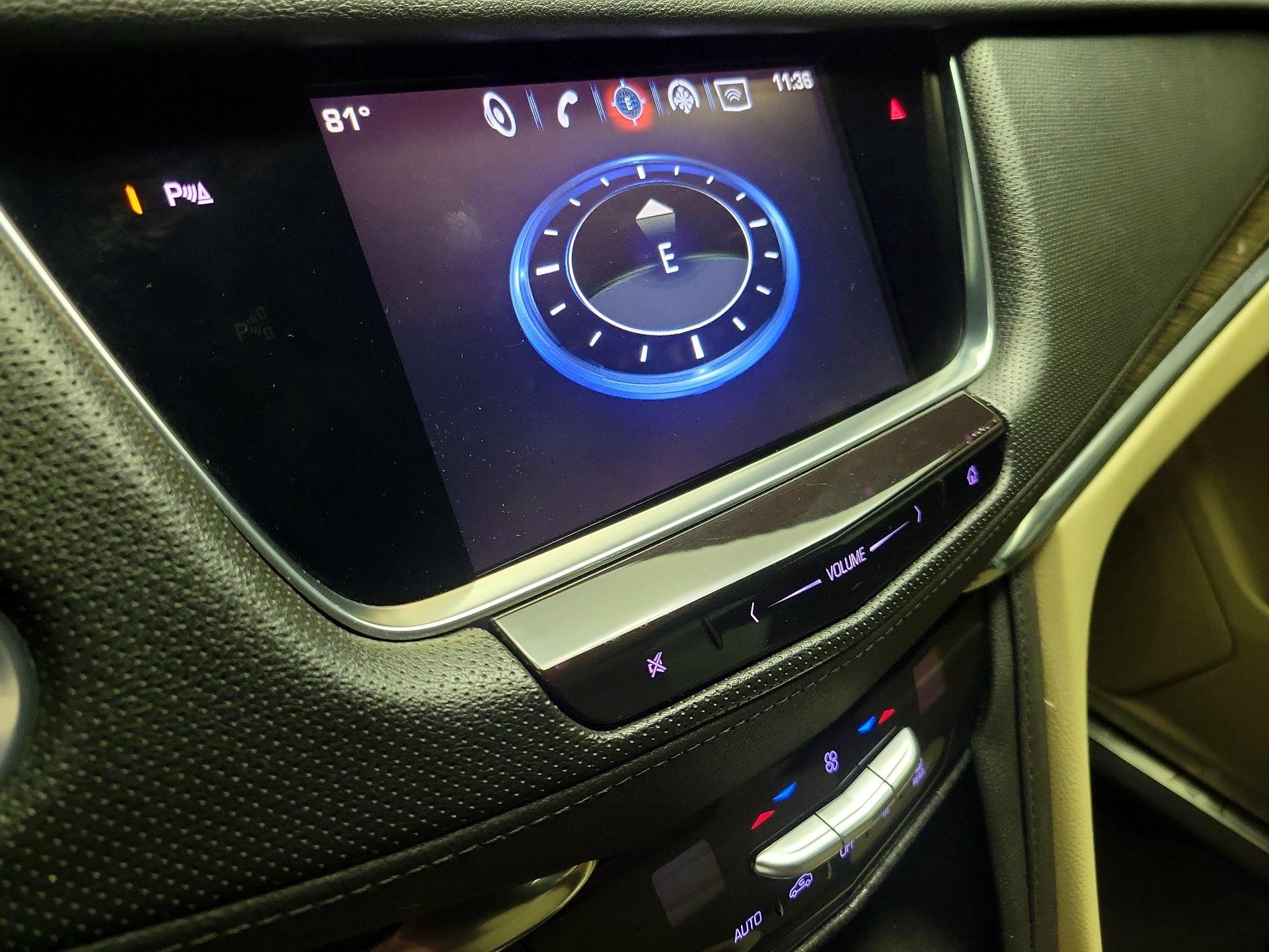 Thumbnail: 2019 Cadillac XT5 - 14