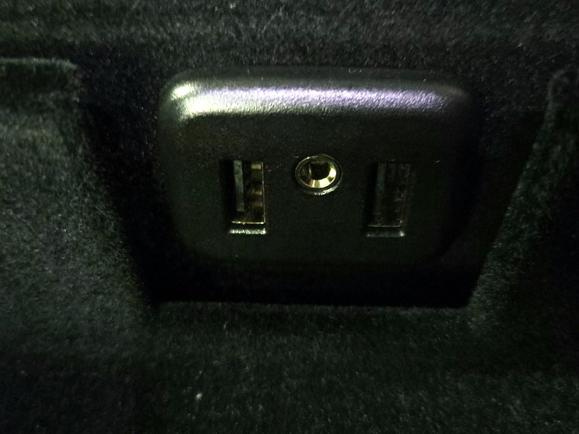 Thumbnail: 2019 Cadillac XT5 - 19