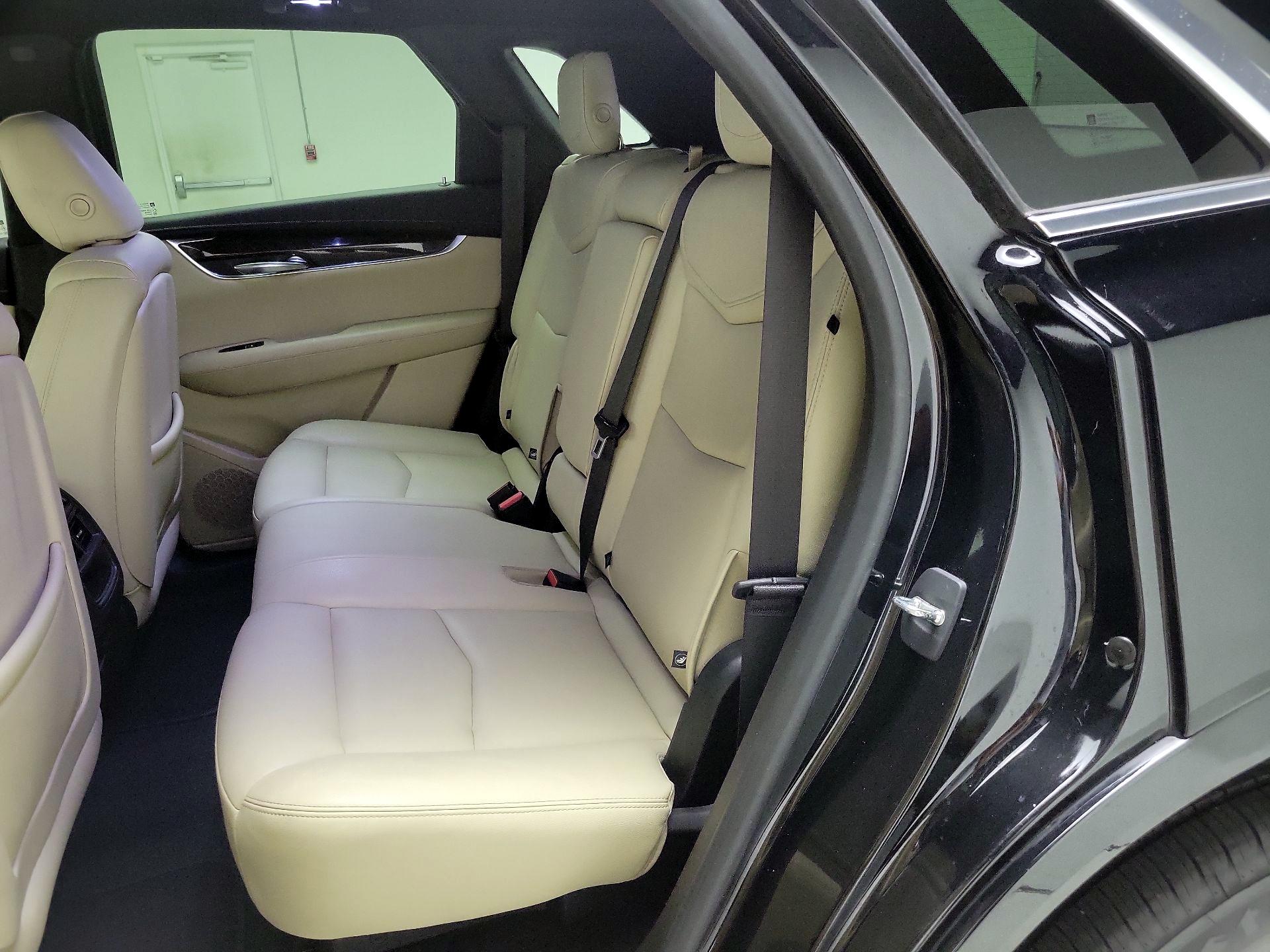 Thumbnail: 2019 Cadillac XT5 - 20